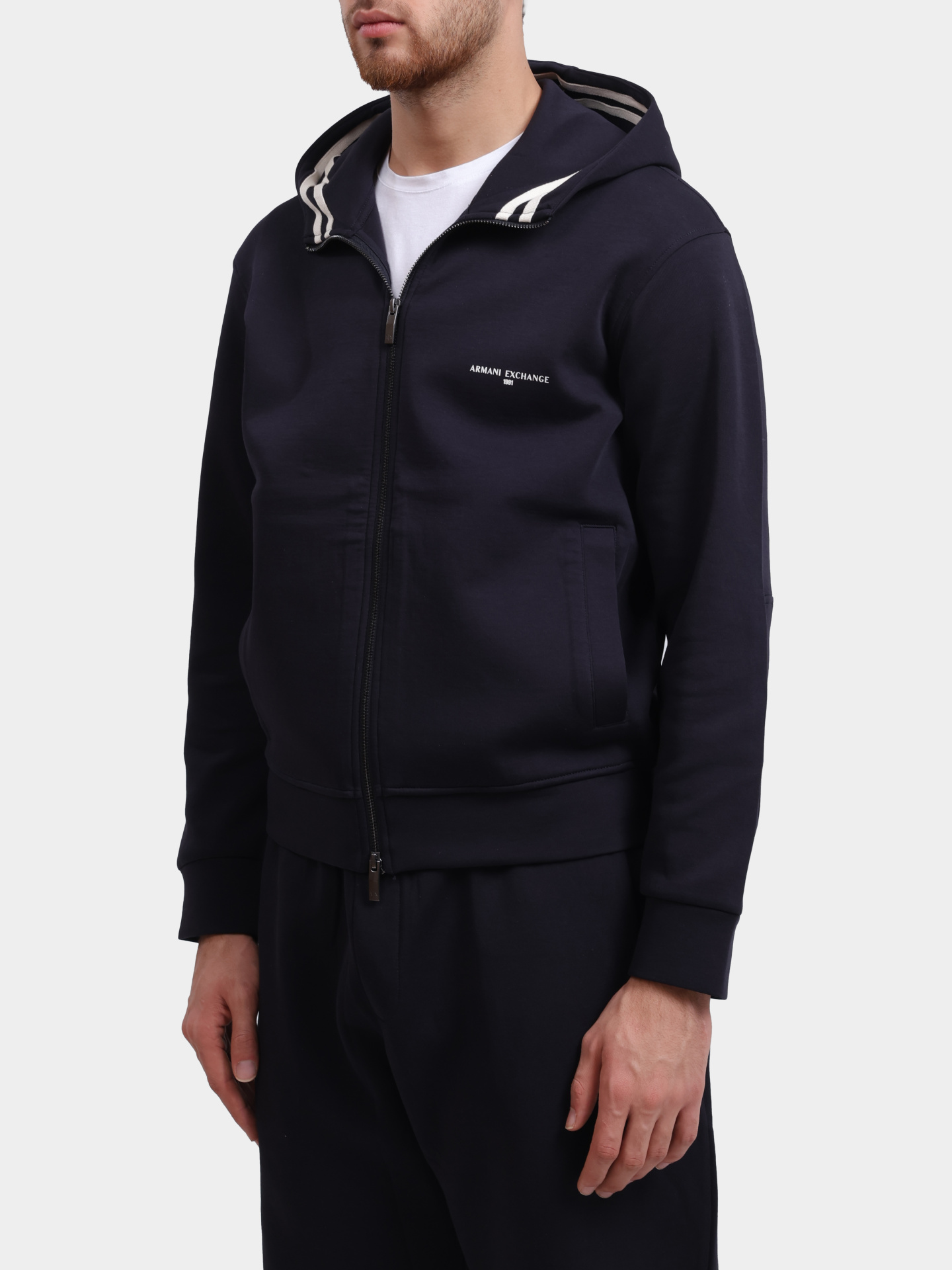 Мастерка Armani Exchange XM000983 AF10818 UB101 темно-синяя мужская — купить в интернет-магазине Verdistore