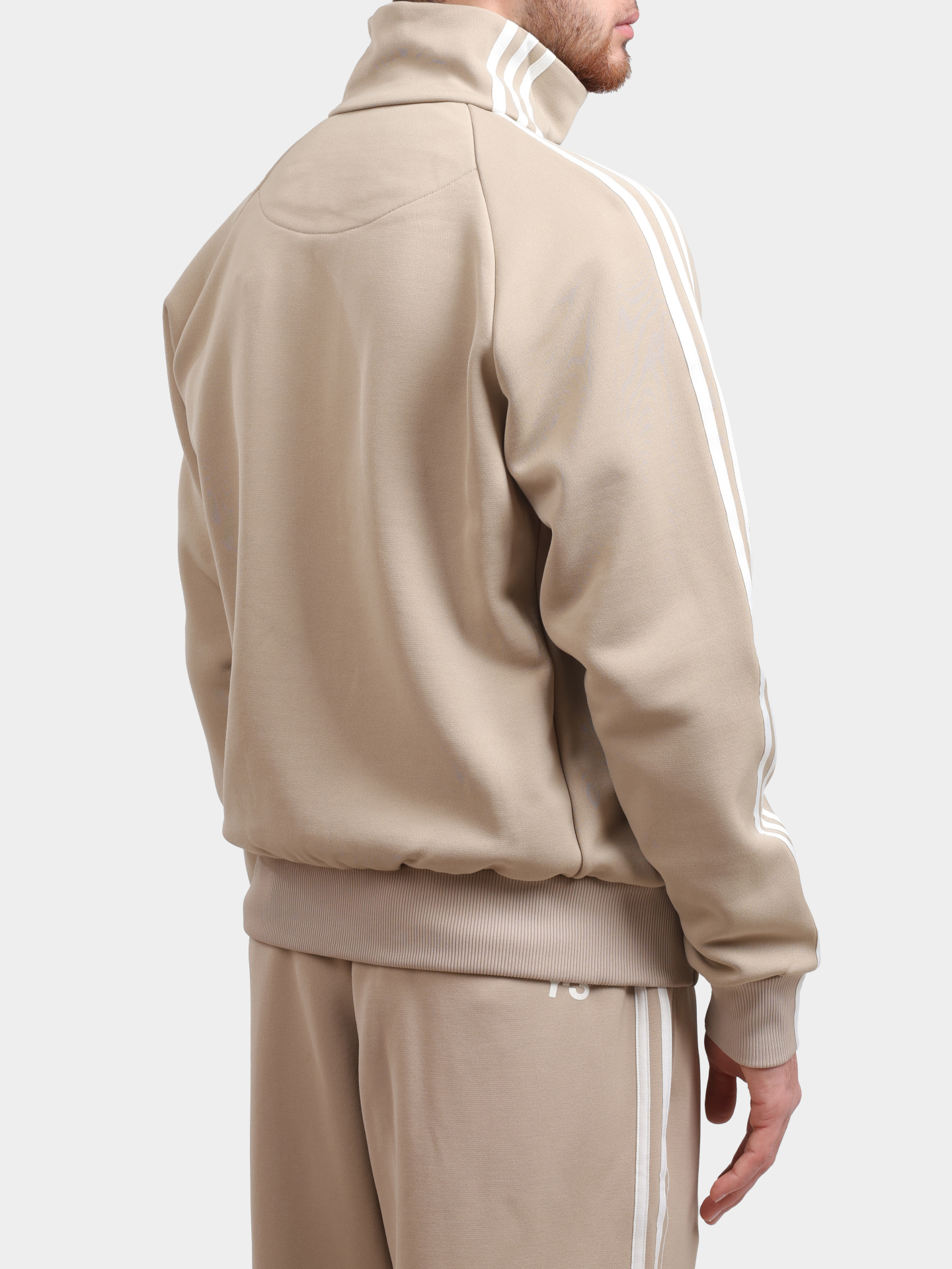 Мастерка Y-3 IZ3125 бежевая мужская с воротником-стойкой — купить в интернет-магазине Verdistore