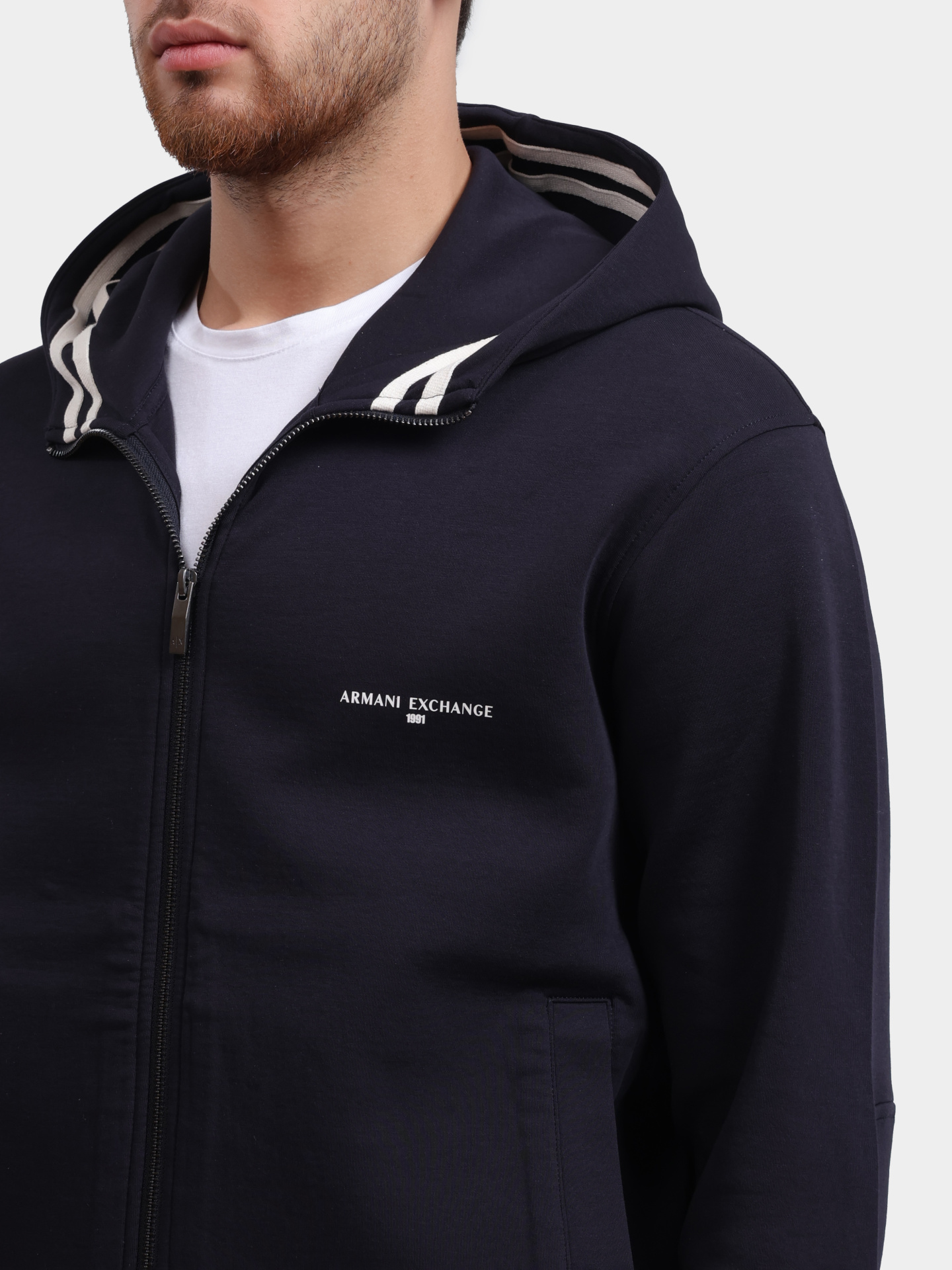 Мастерка Armani Exchange XM000983 AF10818 UB101 темно-синяя мужская — купить в интернет-магазине Verdistore