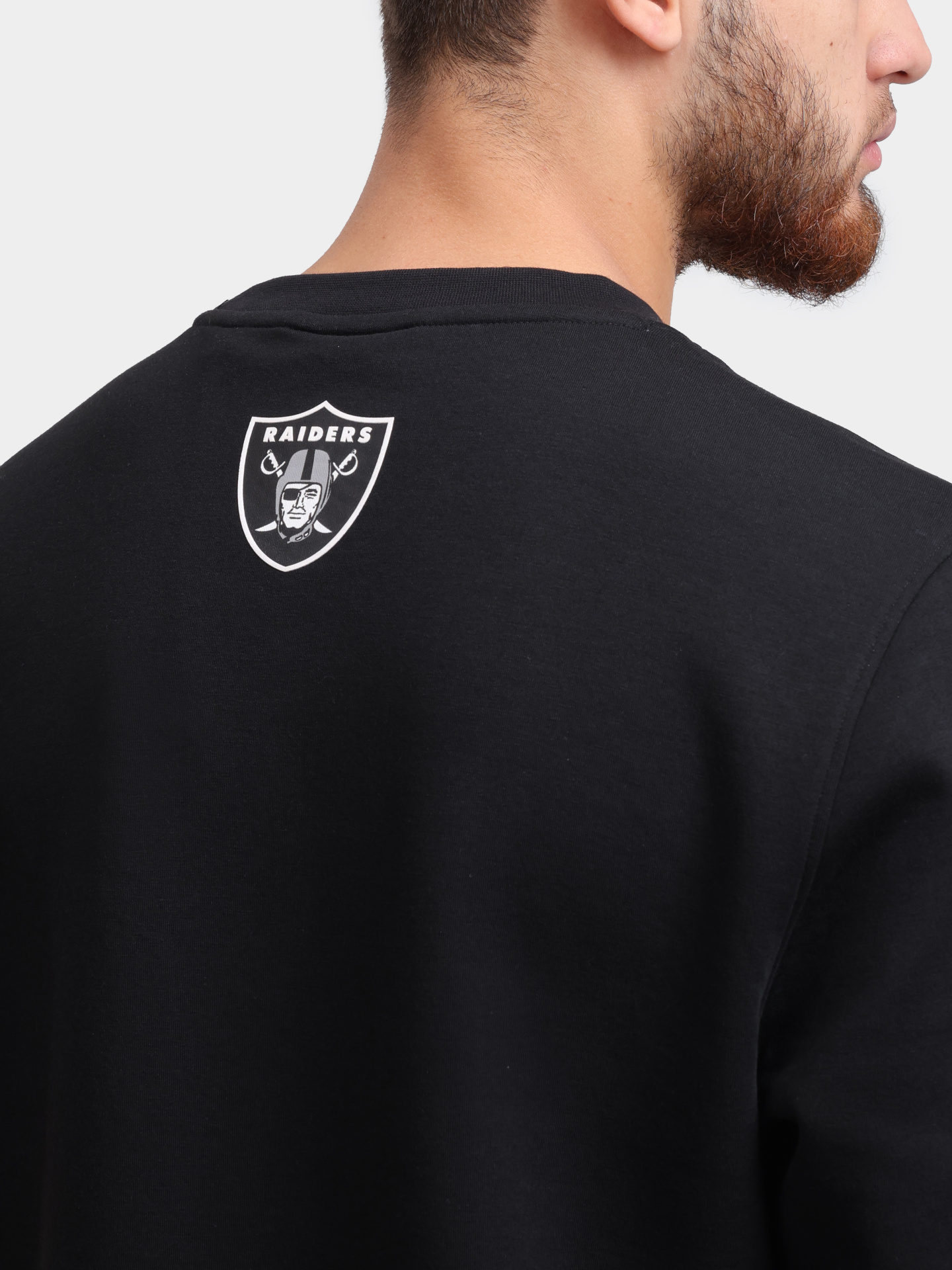 Свитшот Boss 50532430 004 черный мужской с логотипом — купить в интернет-магазине Verdistore