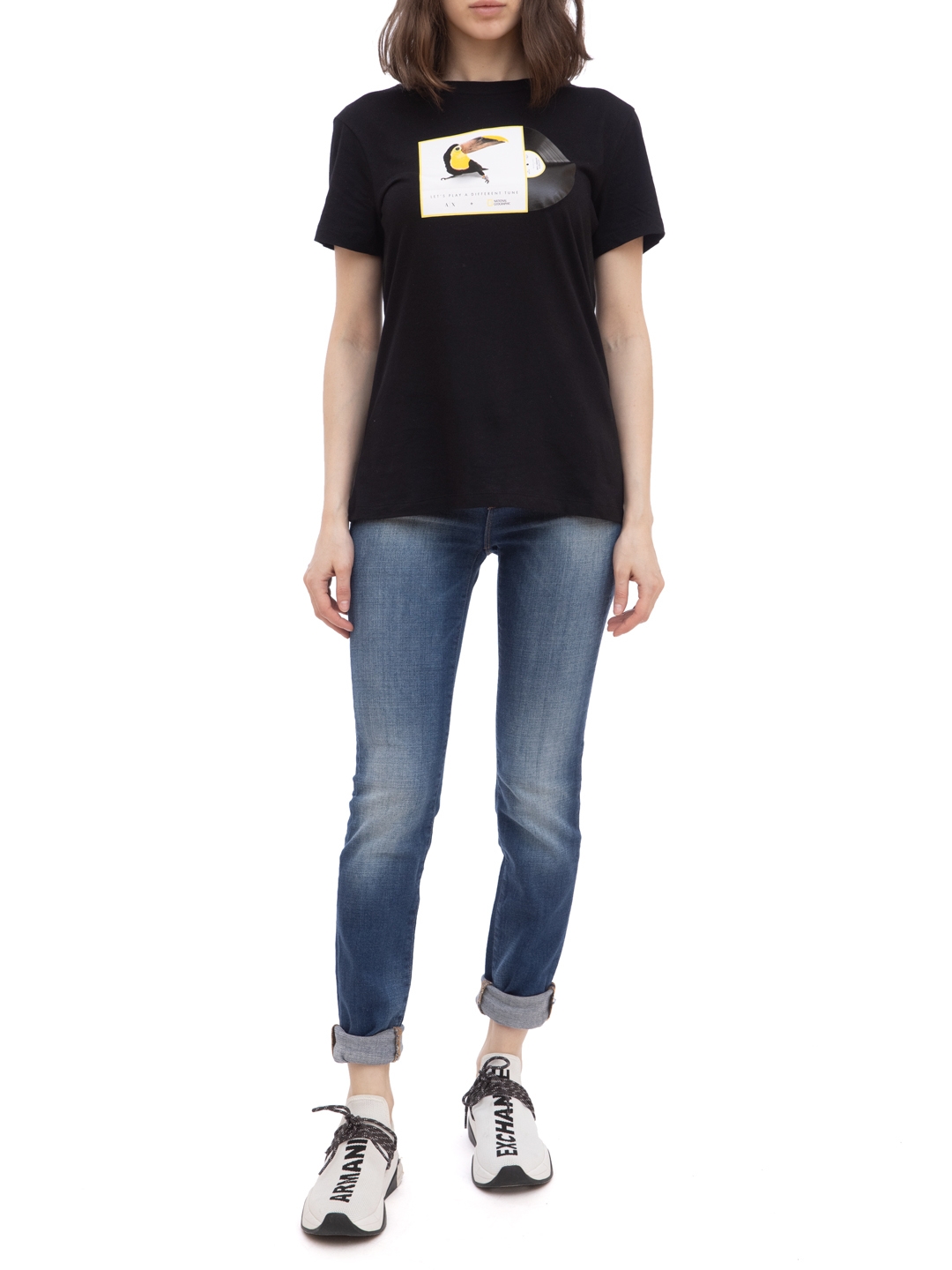Футболка Armani Exchange 3KYTNA YJ5AZ 9210 черная женская с принтом — купить в интернет-магазине Verdistore