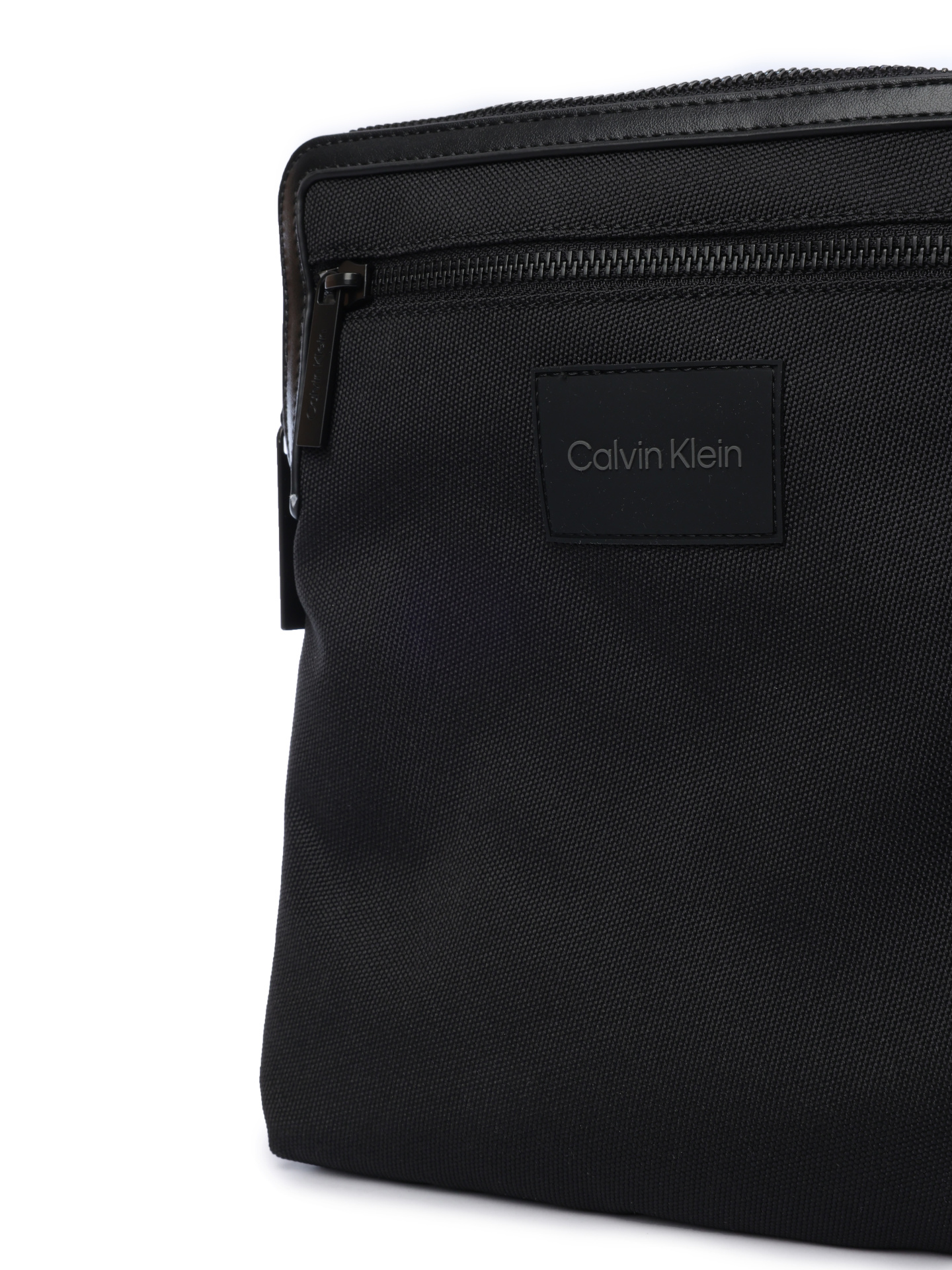 Сумка Calvin Klein K50K511626 текстильная мужская — купить в интернет-магазине Verdistore