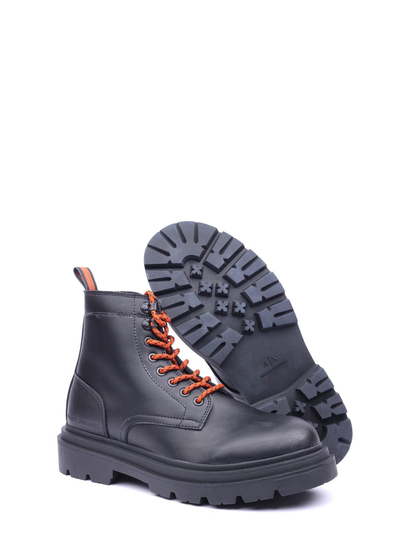 Ботинки Armani Exchange XUM005 XV500 00002 черные мужские из кожи — купить в интернет-магазине Verdistore