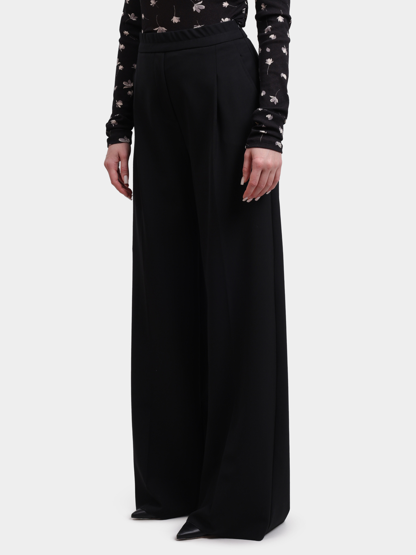 Брюки Marella DIORAMA 006 черные женские свободного кроя — купить в интернет-магазине Verdistore