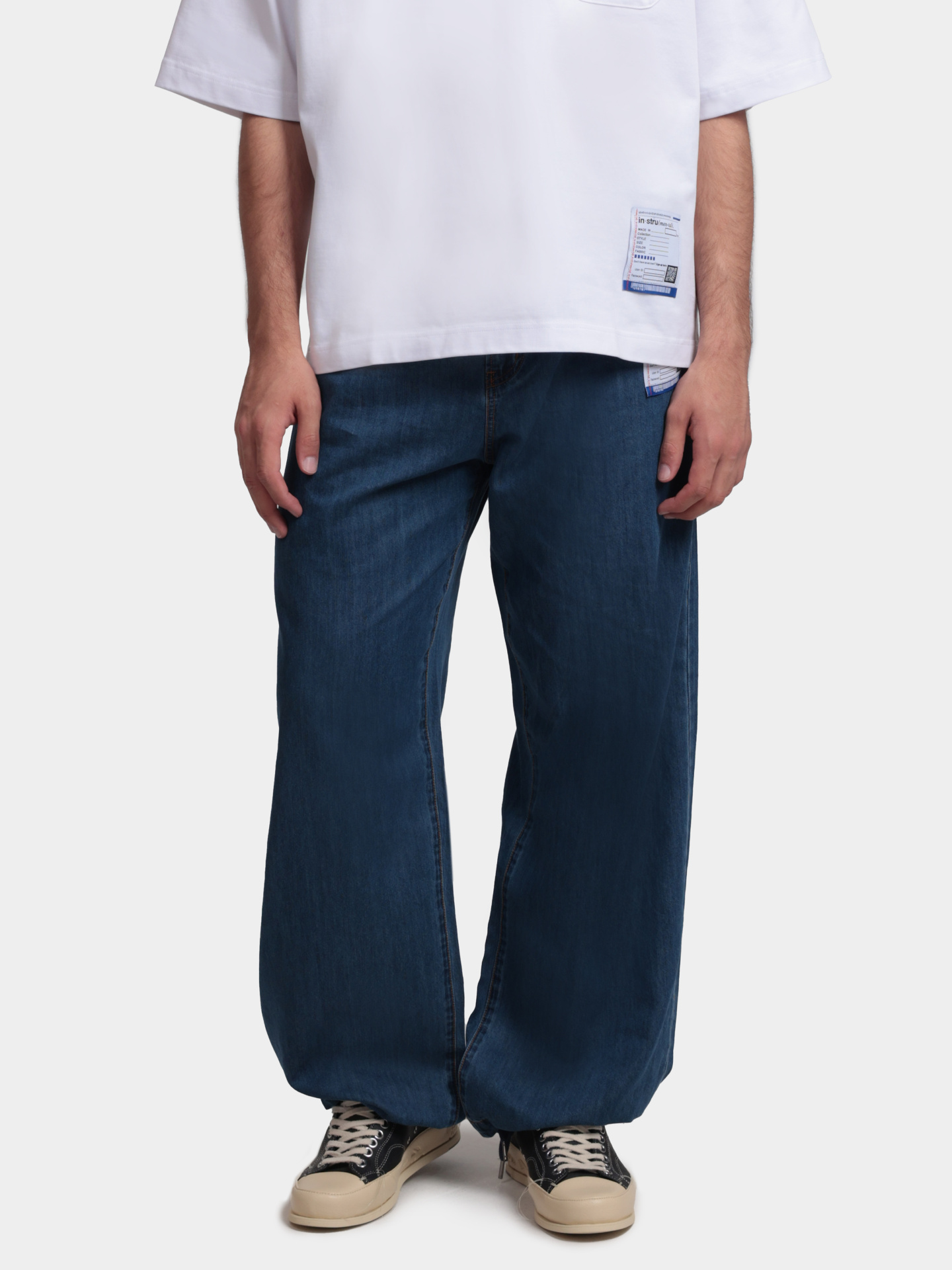 Джинсы MAISON MIHARA YASUHIRO I12PT004 INDIGO синие мужские широкого кроя — купить в интернет-магазине Verdistore