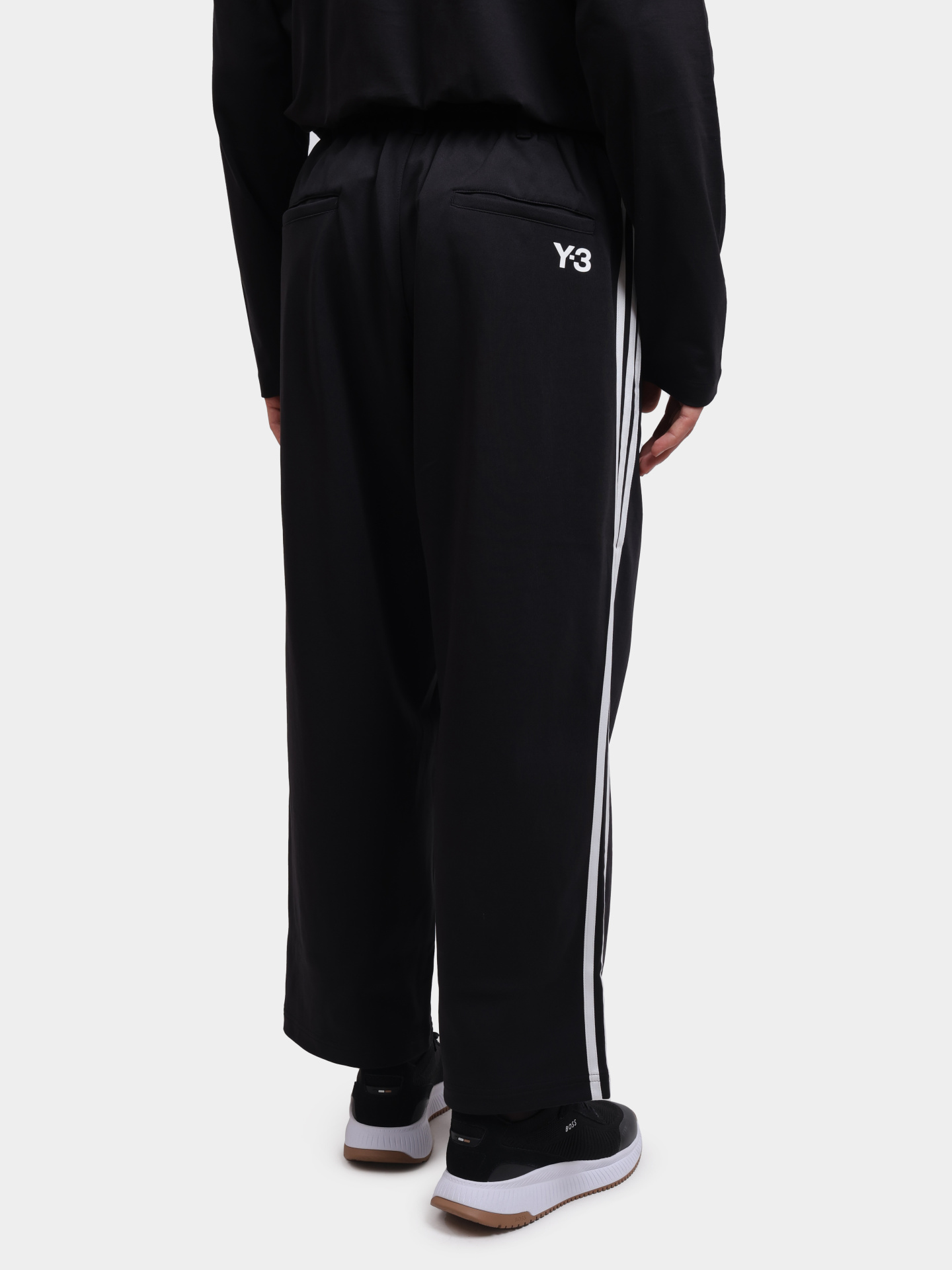 Брюки Y-3 IW0080 черные мужские — купить в интернет-магазине Verdistore