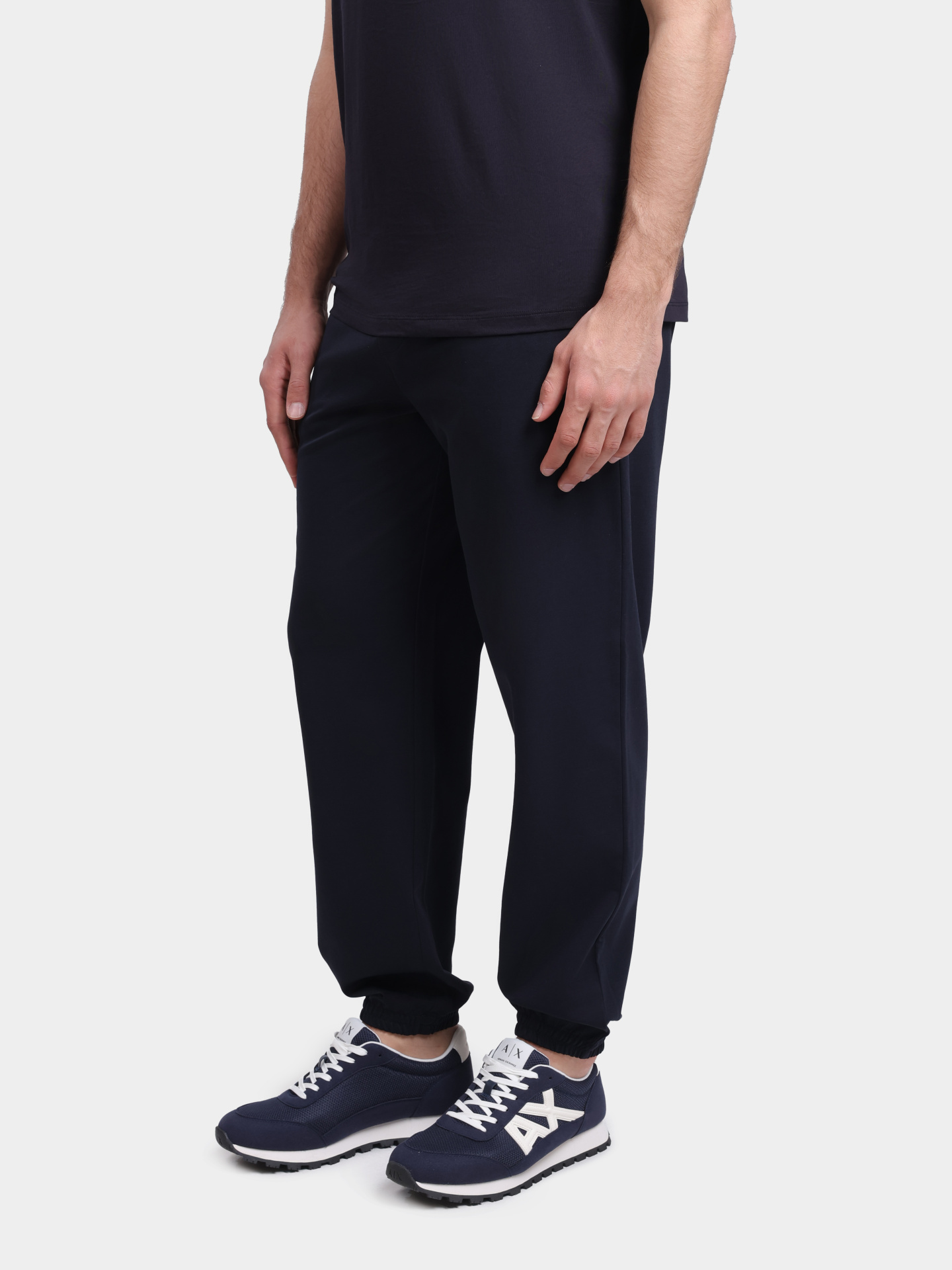 Джоггеры Armani Exchange XM002406 AF24579 UB101 темно-синие мужские — купить в интернет-магазине Verdistore