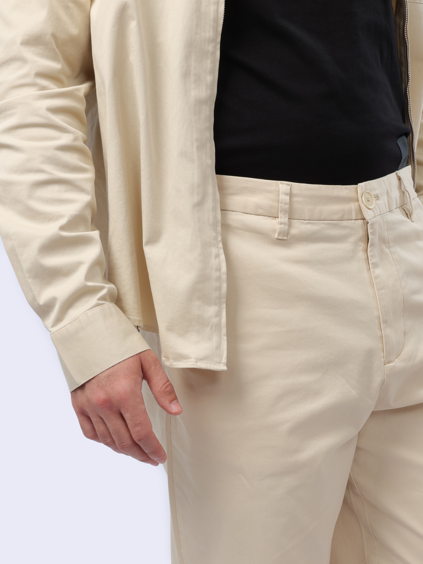 Брюки Armani Exchange 3DZP07 ZN3TZ 1792 бежевые мужские прямого кроя — купить в интернет-магазине Verdistore