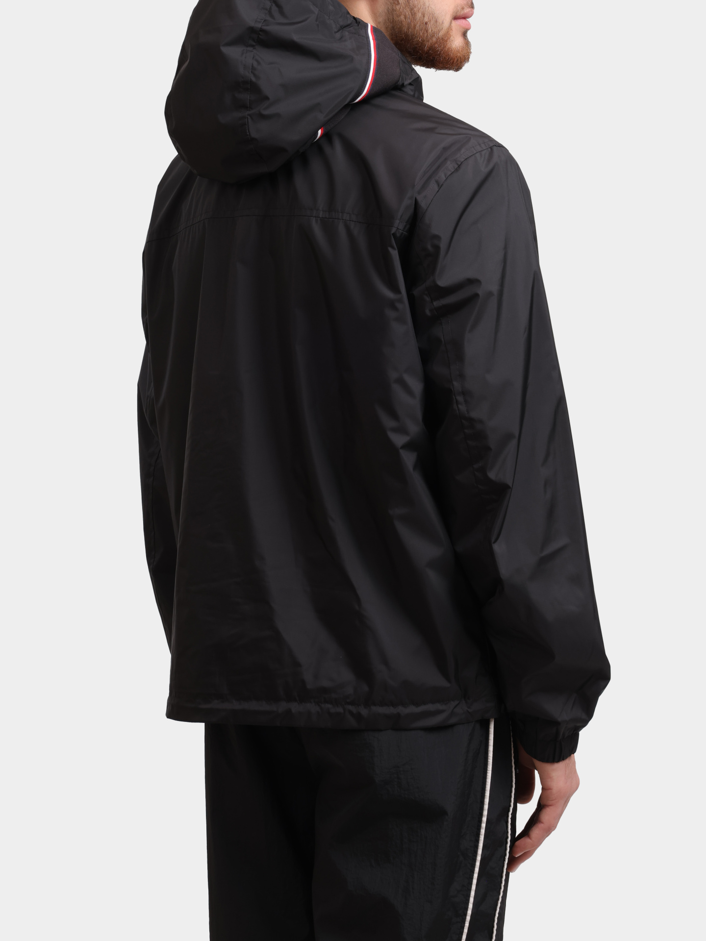 Мастерка Tommy Hilfiger MW0MW40225 черная мужская с капюшоном — купить в интернет-магазине Verdistore