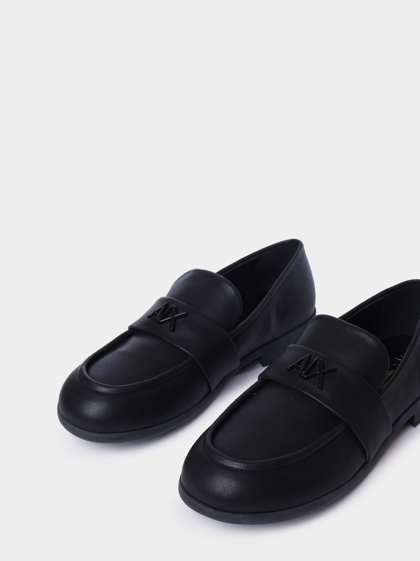 Лоферы Armani Exchange XW001635 AF13876 UC001 черные женские — купить в интернет-магазине Verdistore