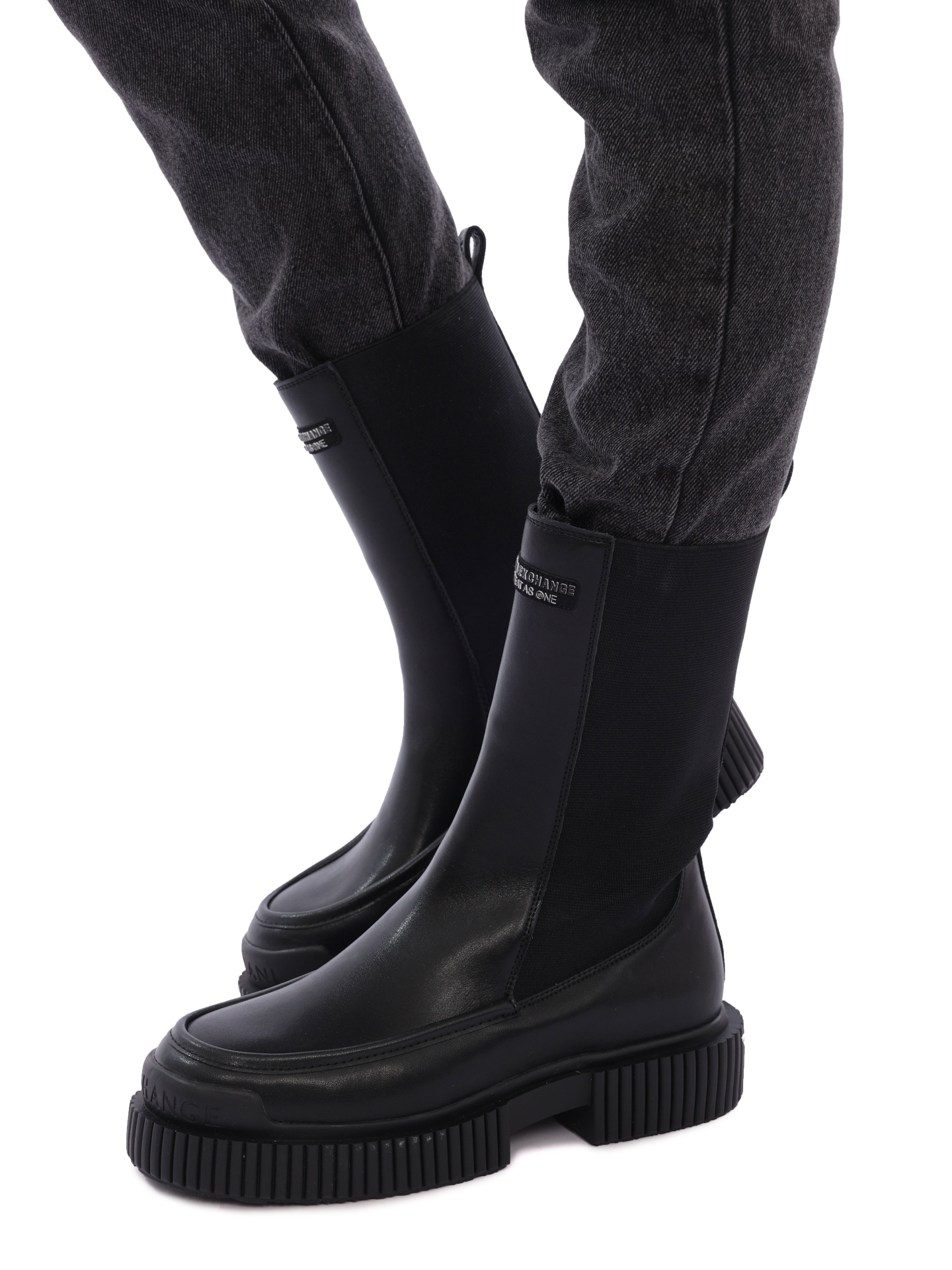 Ботинки Armani Exchange XDN027 XV747 K001 высокие женские из кожи — купить в интернет-магазине Verdistore