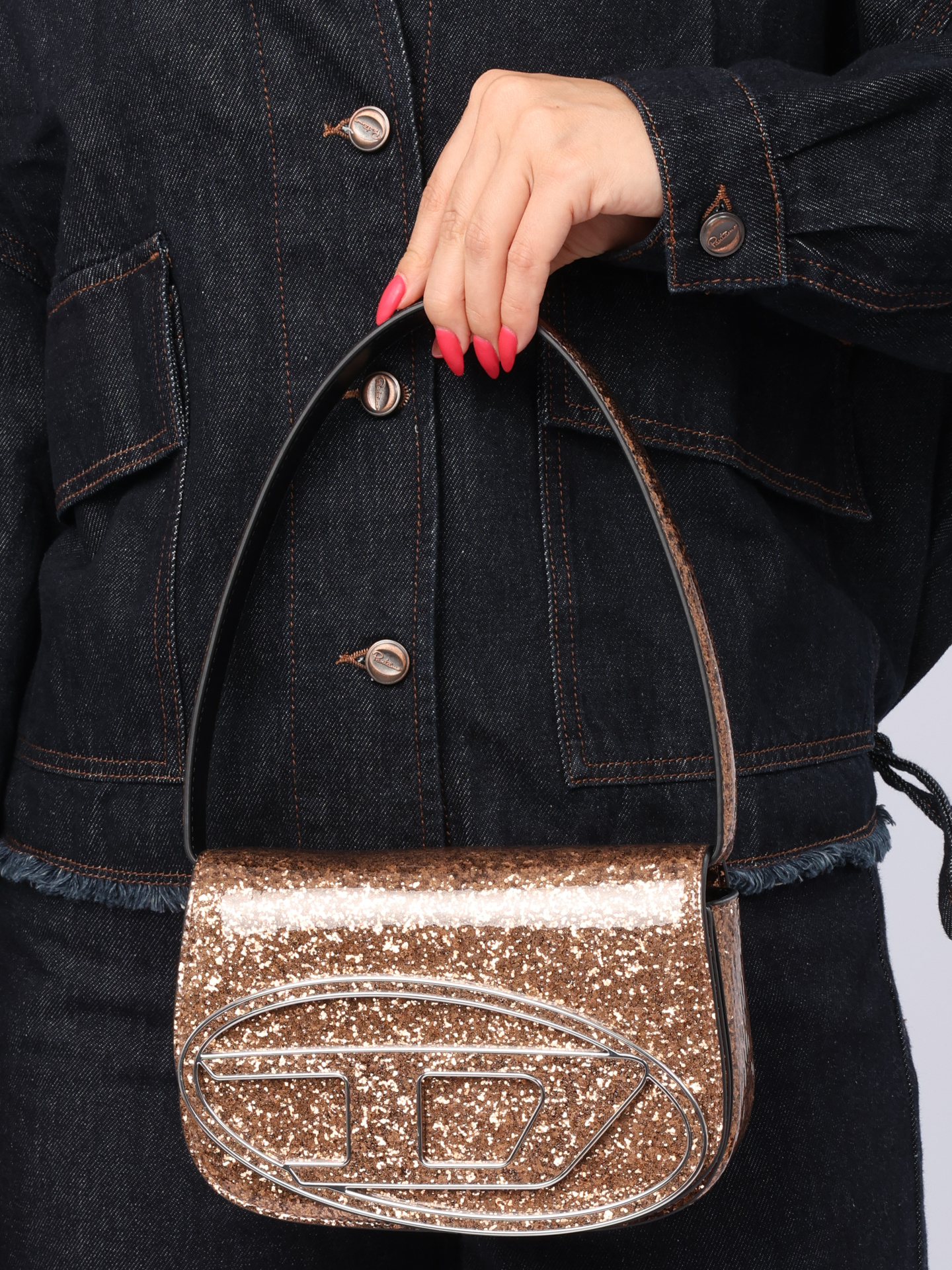 Сумка Diesel X08396-P2766-H2382 золотистая женская — купить в интернет-магазине Verdistore