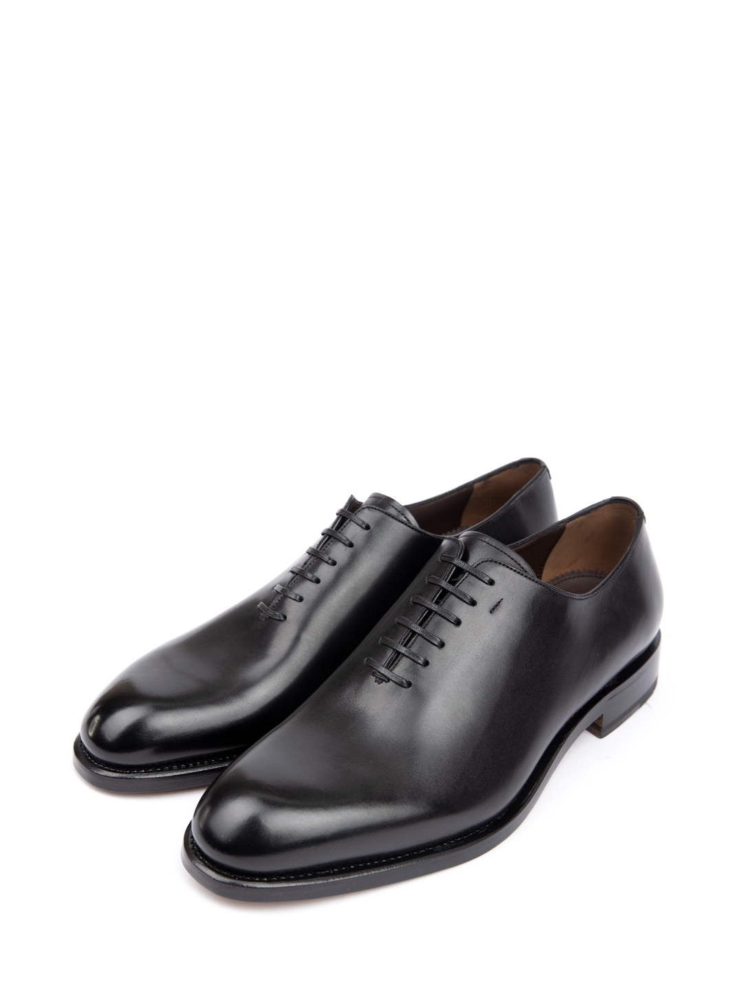 Монки черные из отполированной кожи и с миндалевидным мысом — купить в интернет-магазине Verdistore