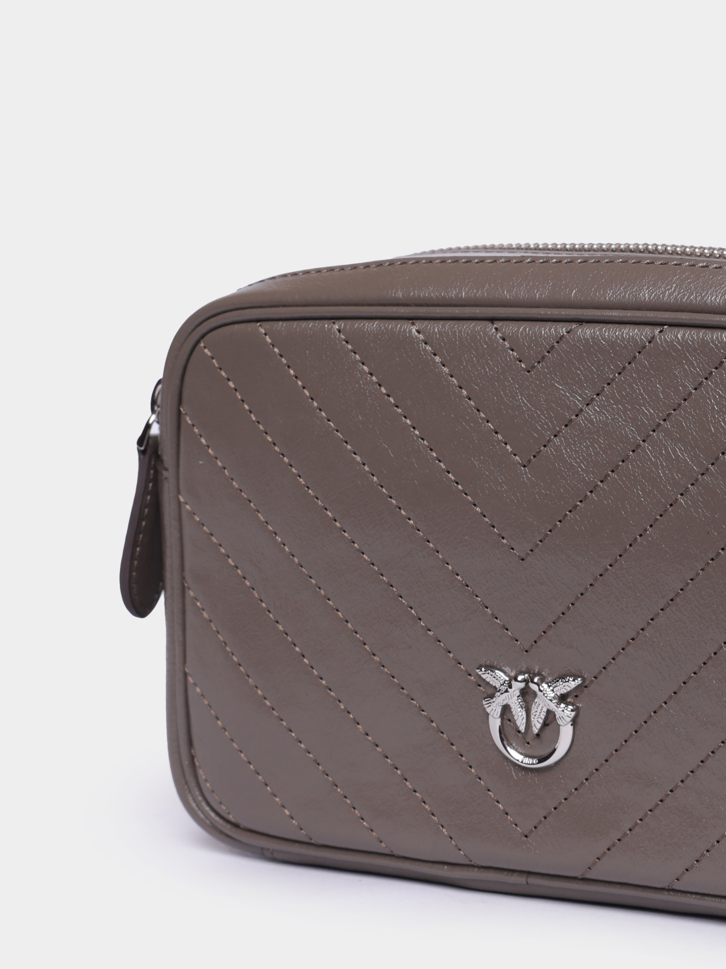 Сумка Pinko 104336 A2JC K33E кожаная женская — купить в интернет-магазине Verdistore