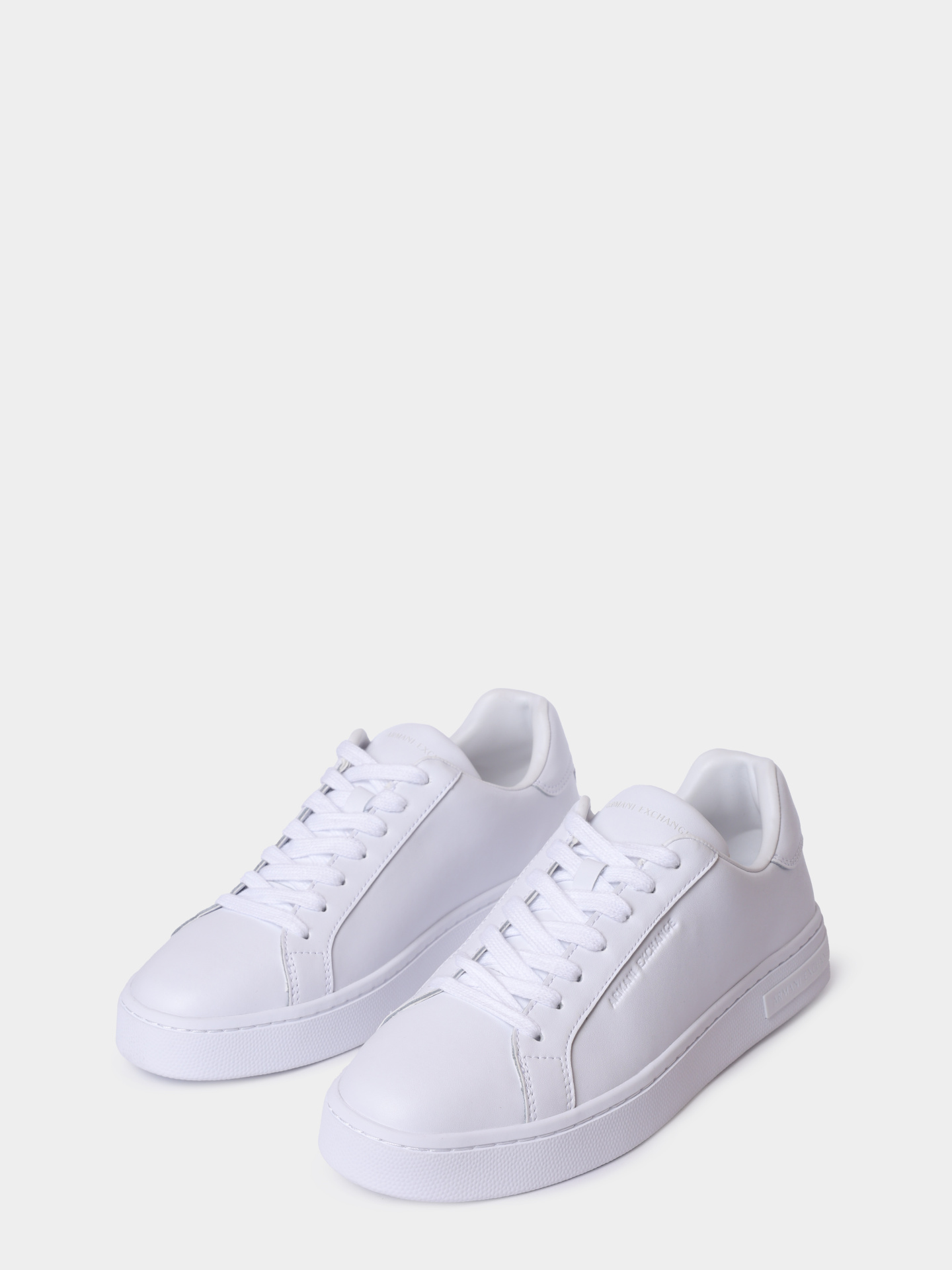 Кеды Armani Exchange XM000141 AF11912 U0002 белые мужские — купить в интернет-магазине Verdistore