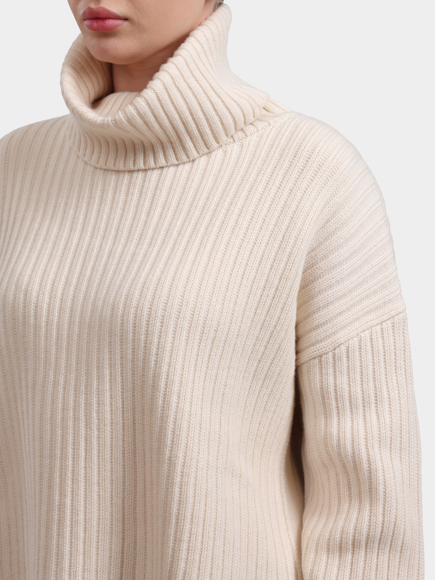 Пуловер Calvin Klein K20K203218 YBL молочный женский — купить в интернет-магазине Verdistore