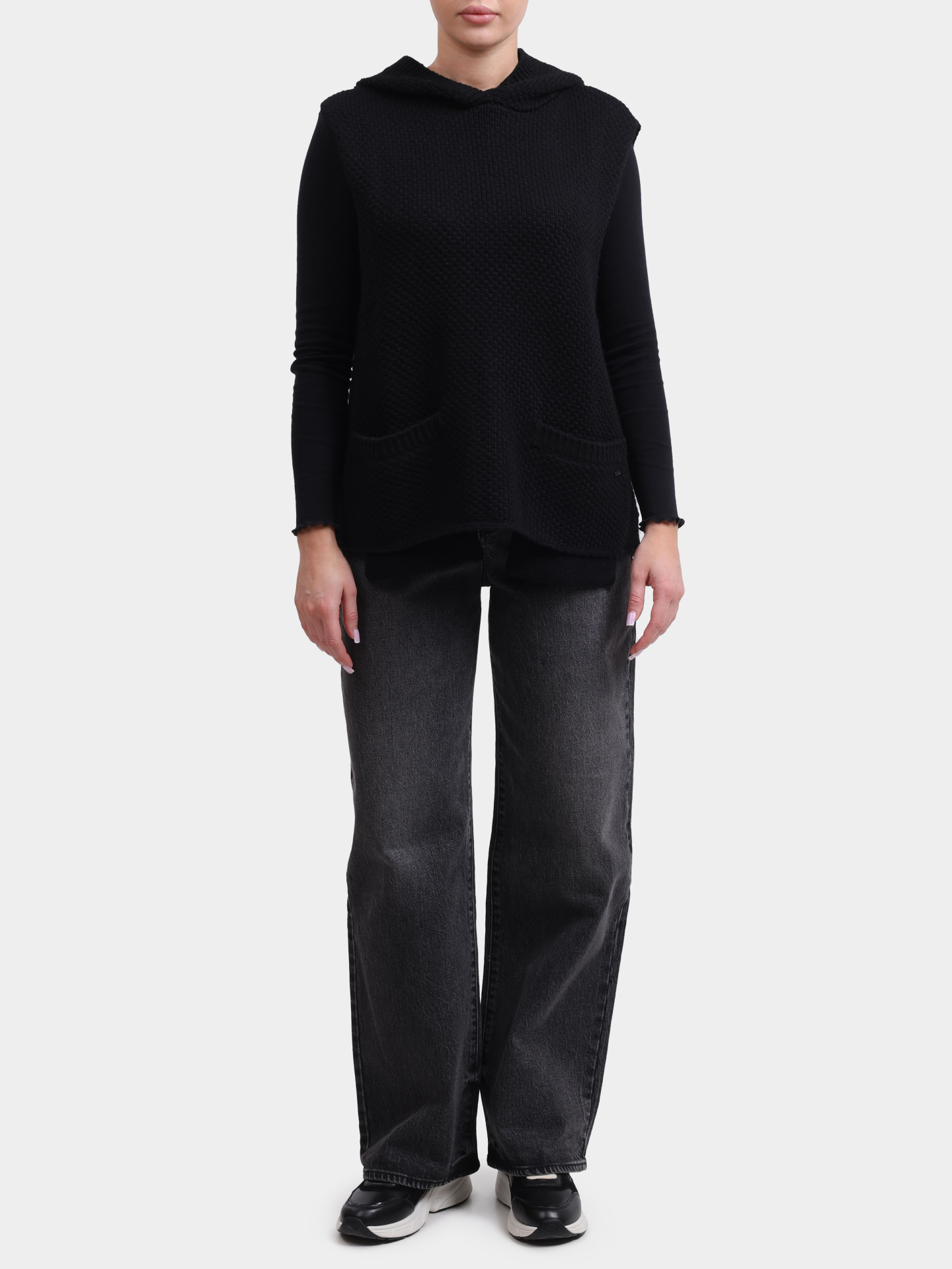 Жилет Armani Exchange XW001161 AF16604 UC001 черный женский — купить в интернет-магазине Verdistore