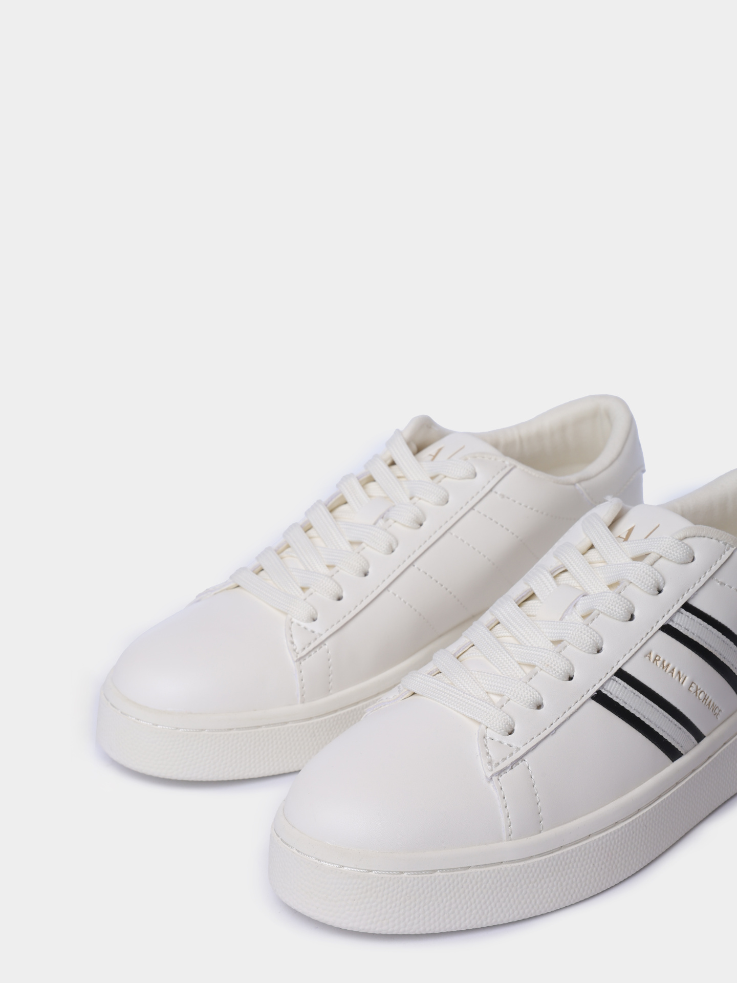 Кеды Armani Exchange XW002231 AF21421 M0017 белые женские — купить в интернет-магазине Verdistore