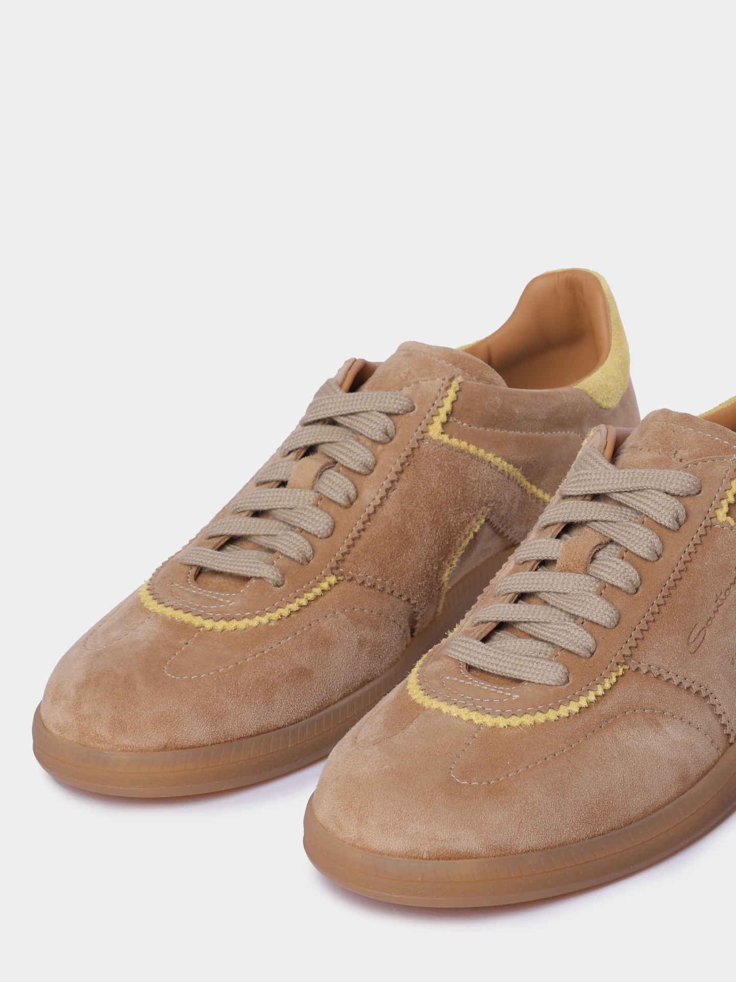 Кеды Santoni WBPG61463FAITUBYC13 бежевые женские с желтой контрастной окантовкой — купить в интернет-магазине Verdistore