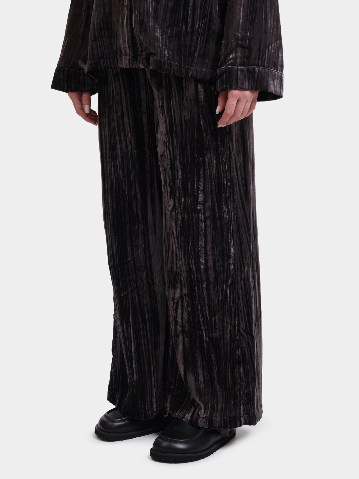 Брюки VELVET_PANTS 10275018 01 50550048 010 черные женские  — купить в интернет-магазине Verdistore