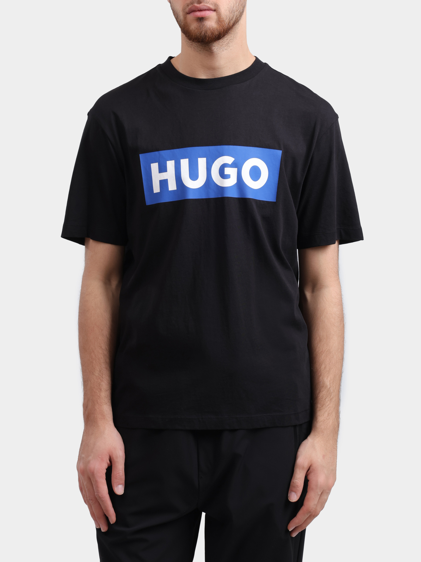 Футболка Hugo 50522376 001 черная с контрастным логотипом — купить в интернет-магазине Verdistore