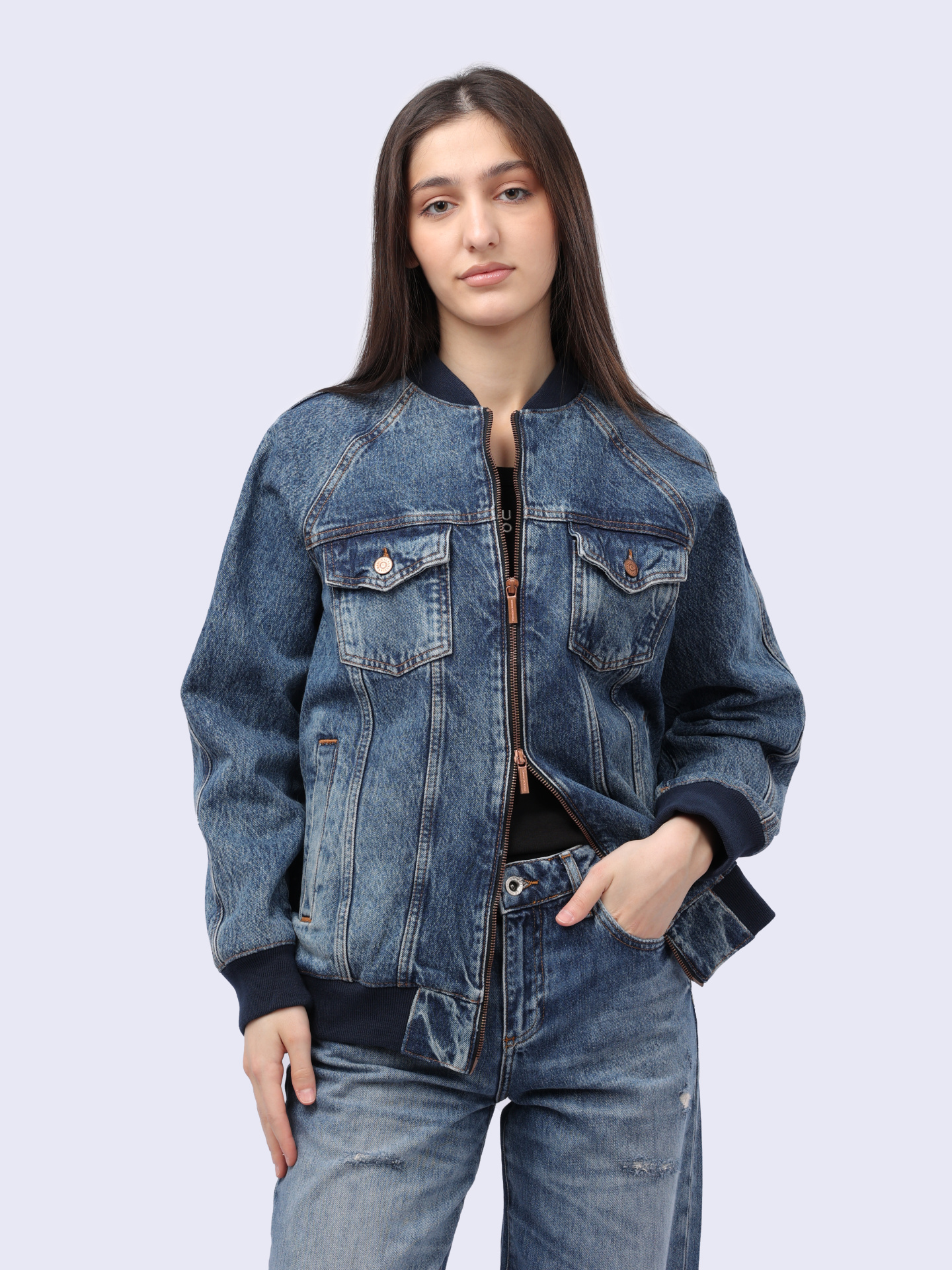 Бомбер Armani Exchange 3DYB63 Y16EZ 1500 женский из денима — купить в интернет-магазине Verdistore
