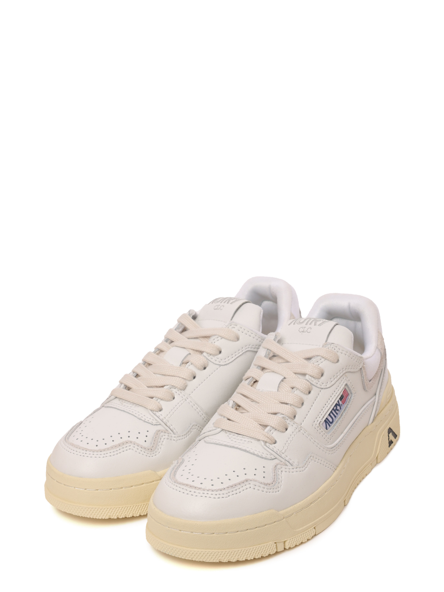 Кеды Autry A14EROLWMM15 белые женские с фигурными вставками — купить в интернет-магазине Verdistore