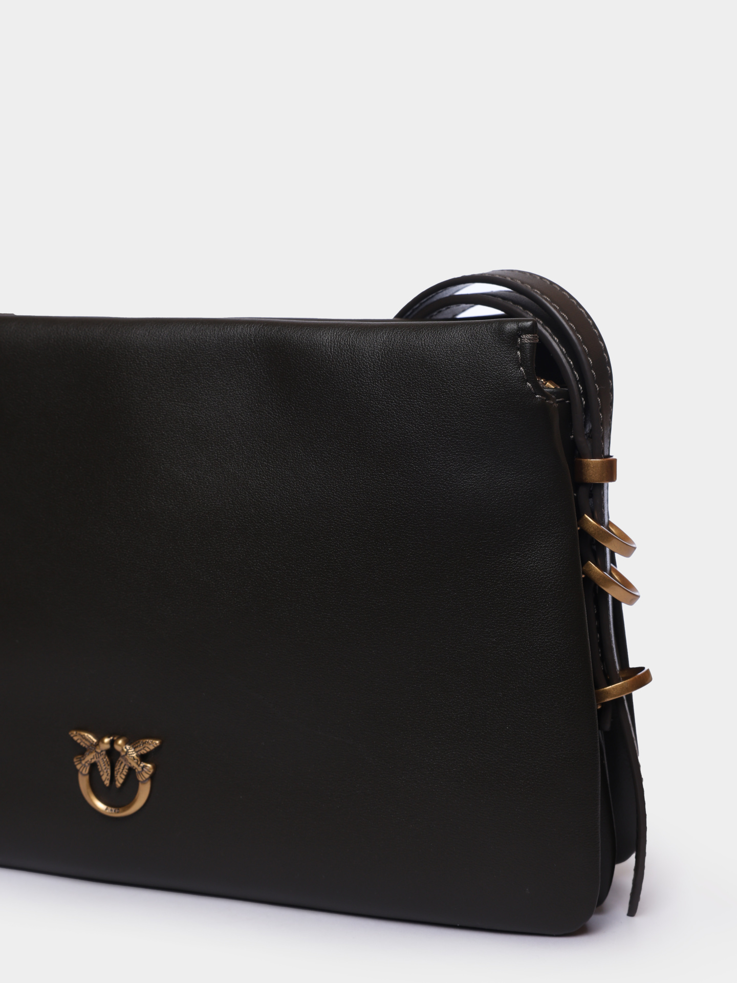 Сумка Pinko 105883 A0QO K35Q кожаная женская — купить в интернет-магазине Verdistore