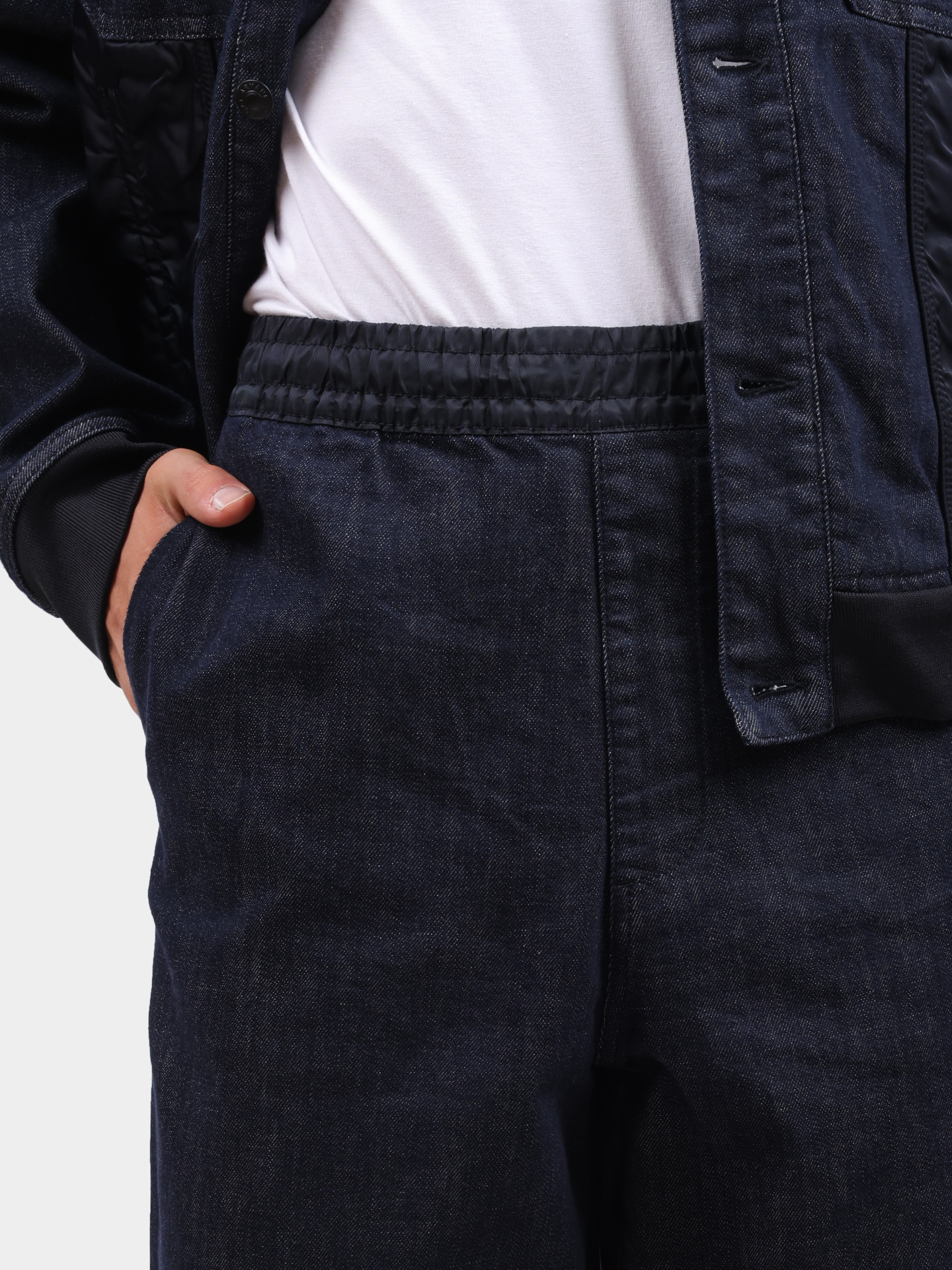 Джинсы Armani Exchange XM000385 AF12284 MB001 темно-синие мужские на резинке — купить в интернет-магазине Verdistore