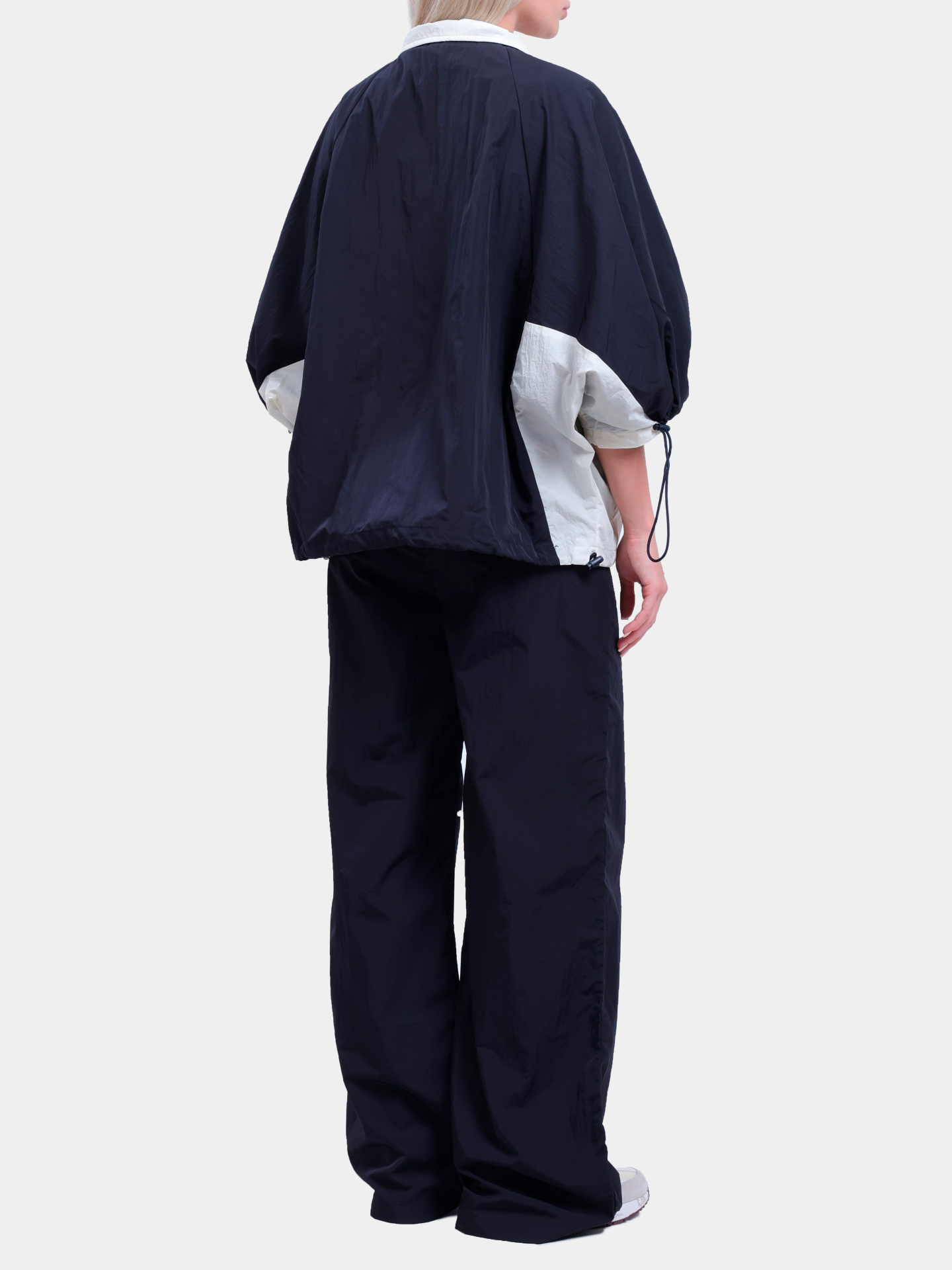 Мастерка AD-2433M 2001 женская из полиамида  — купить в интернет-магазине Verdistore