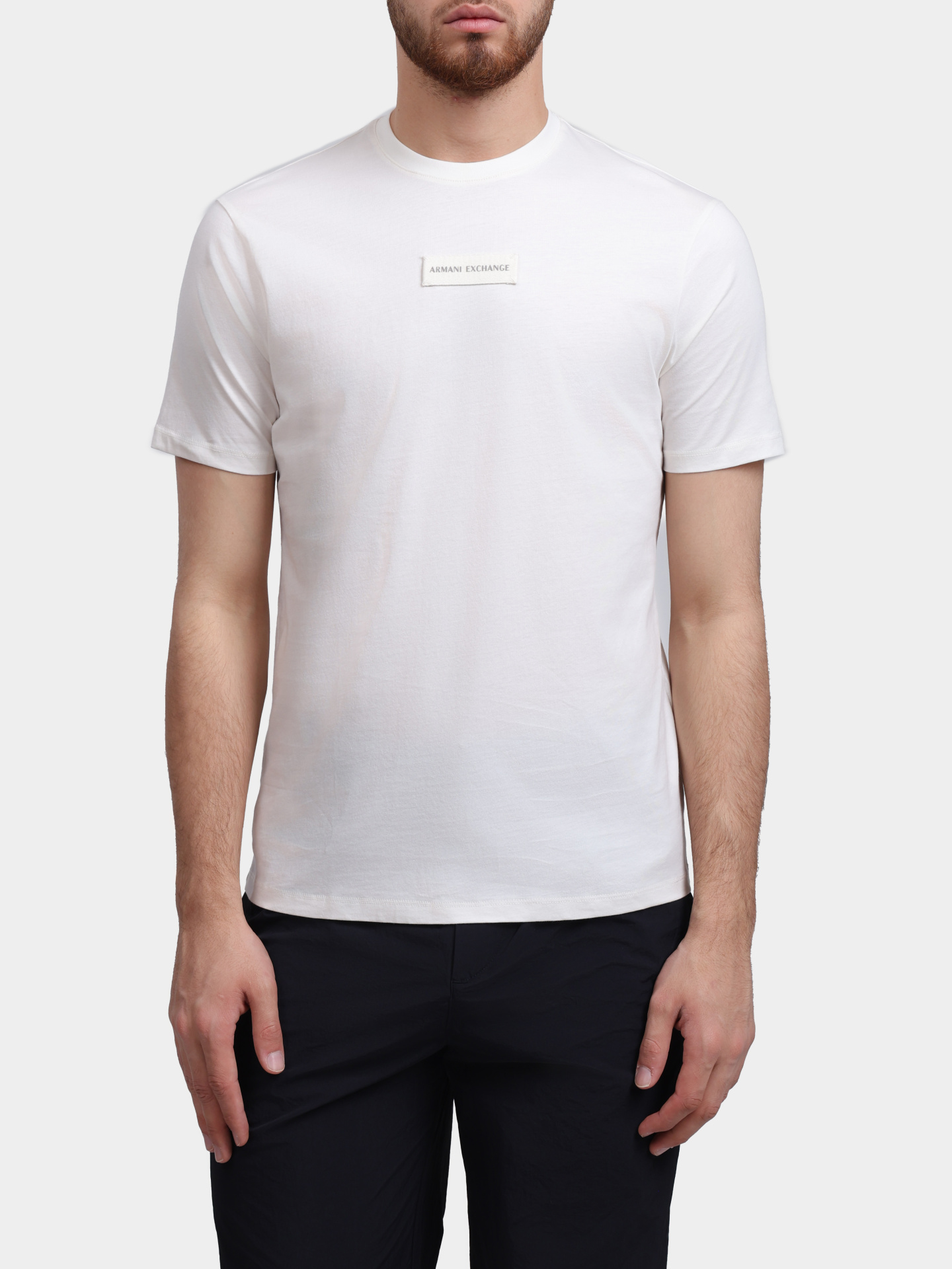 Футболка Armani Exchange XM002471 AF10356 U1074 белая мужская — купить в интернет-магазине Verdistore