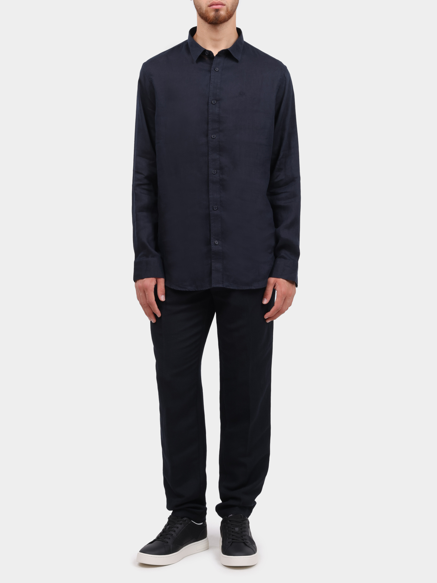 Брюки Armani Exchange 8NZP15 ZNFNZ 1583 темно-синие мужские льняные — купить в интернет-магазине Verdistore