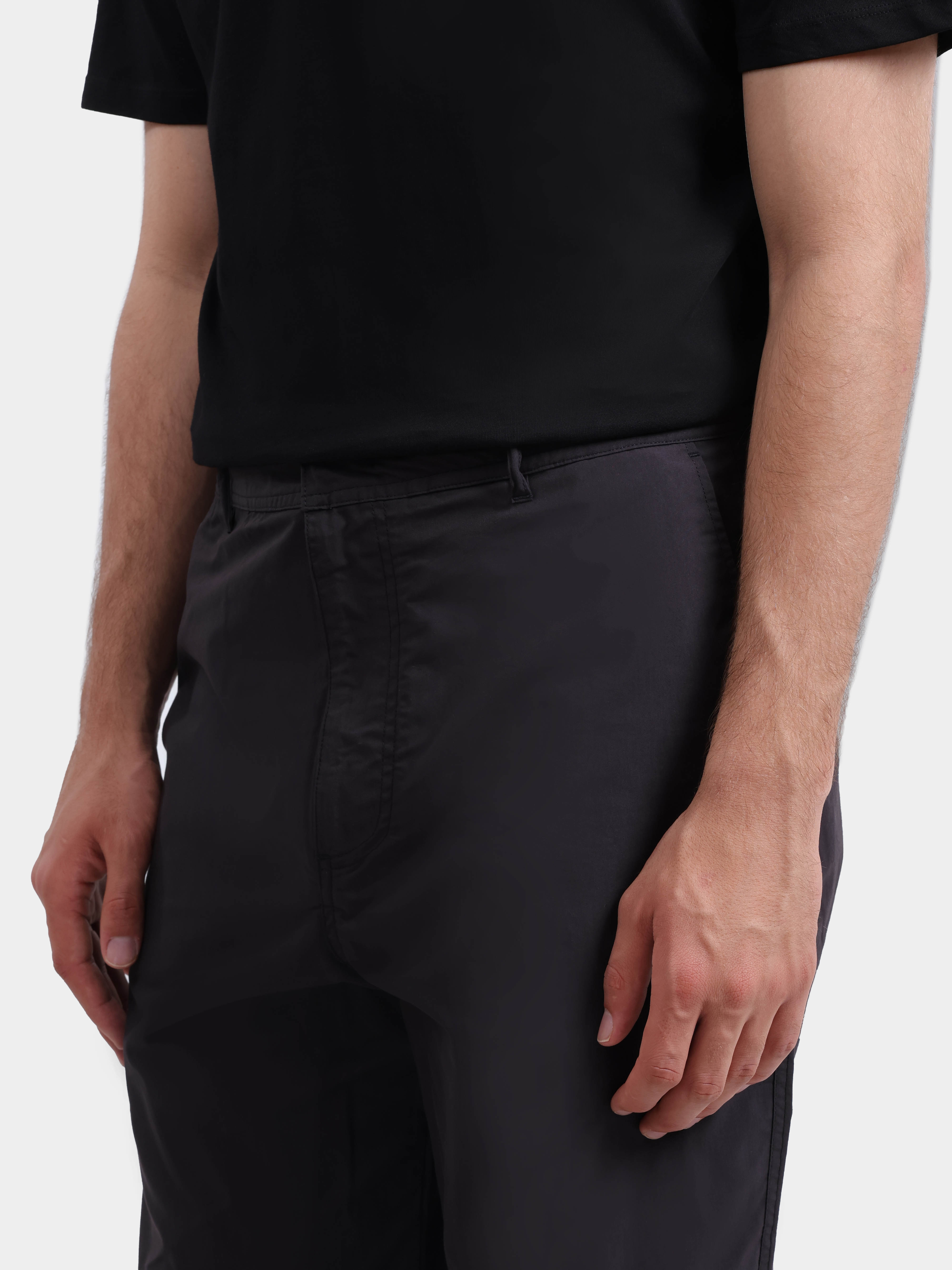 Брюки Armani Exchange XM002273 AF22686 UC001 черные мужские — купить в интернет-магазине Verdistore