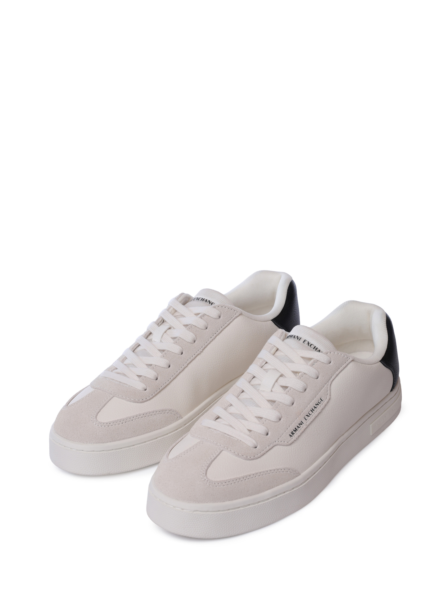 Кеды Armani Exchange XUX250 XV948 N480 белые мужские с контрастными вставками — купить в интернет-магазине Verdistore