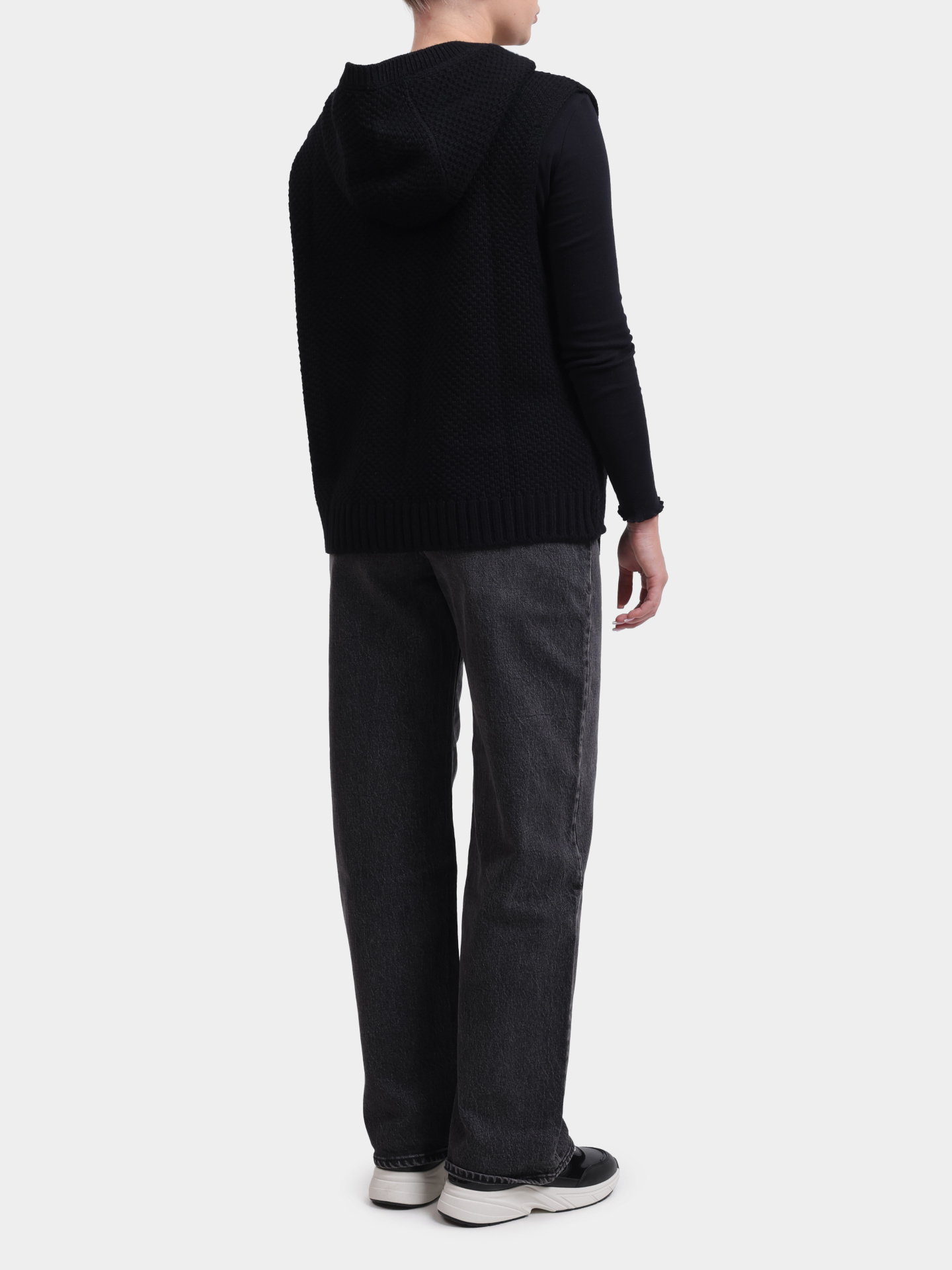 Жилет Armani Exchange XW001161 AF16604 UC001 черный женский — купить в интернет-магазине Verdistore