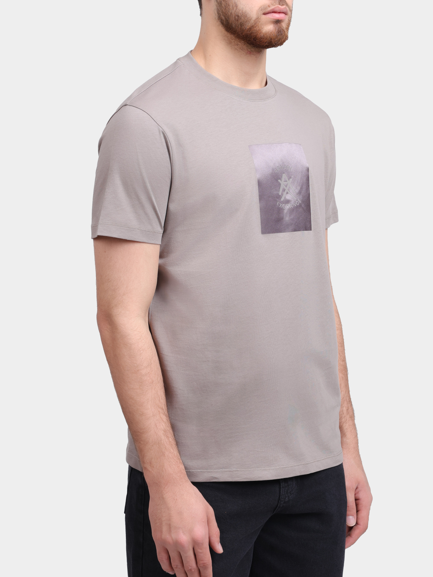 Футболка Armani Exchange XM002213 AF10356 U6107 бежевая мужская — купить в интернет-магазине Verdistore