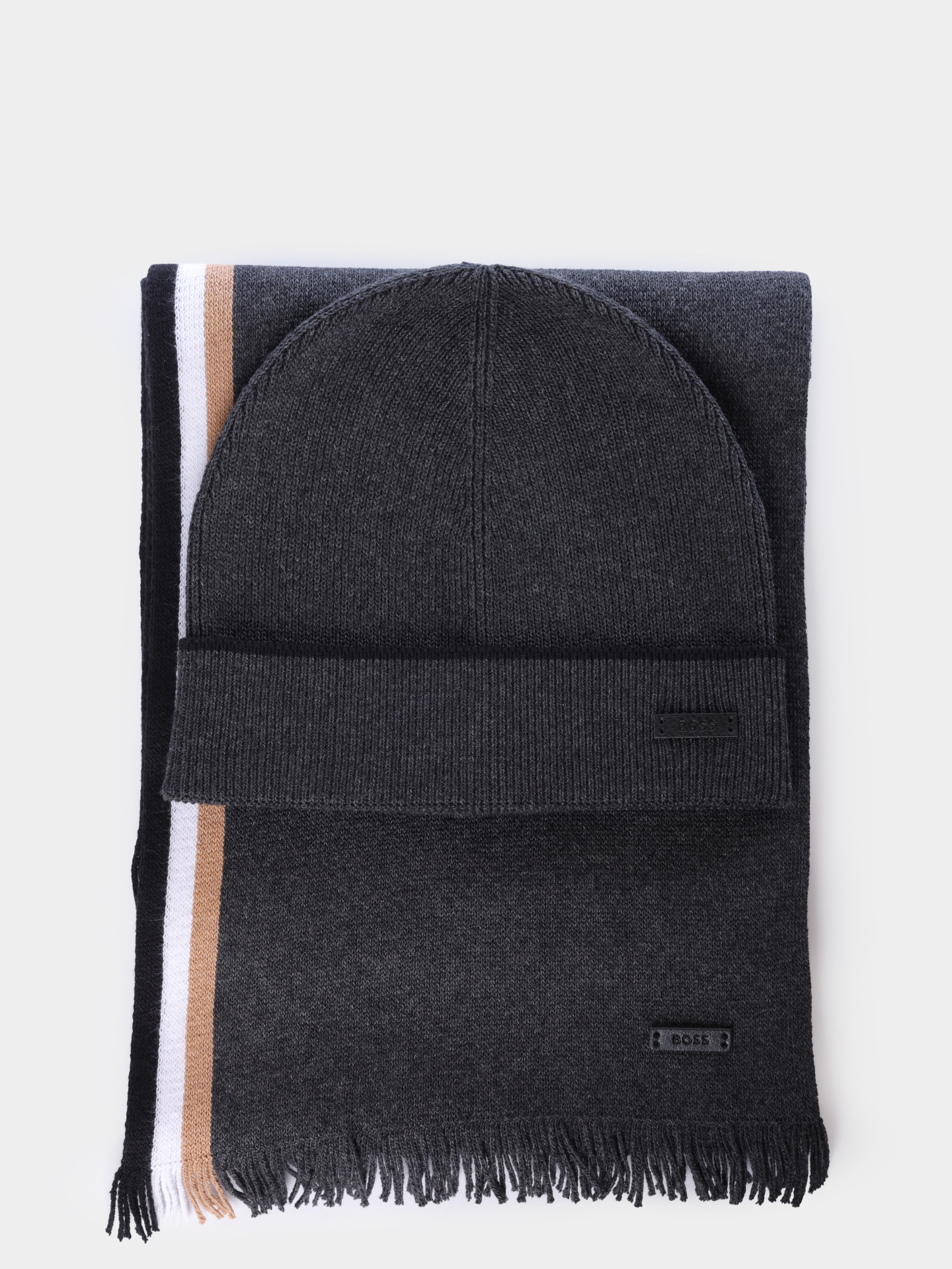 Комплект шапка и шарф Boss Henzo_SET 10274333 01 50551072 030 серый мужской — купить в интернет-магазине Verdistore