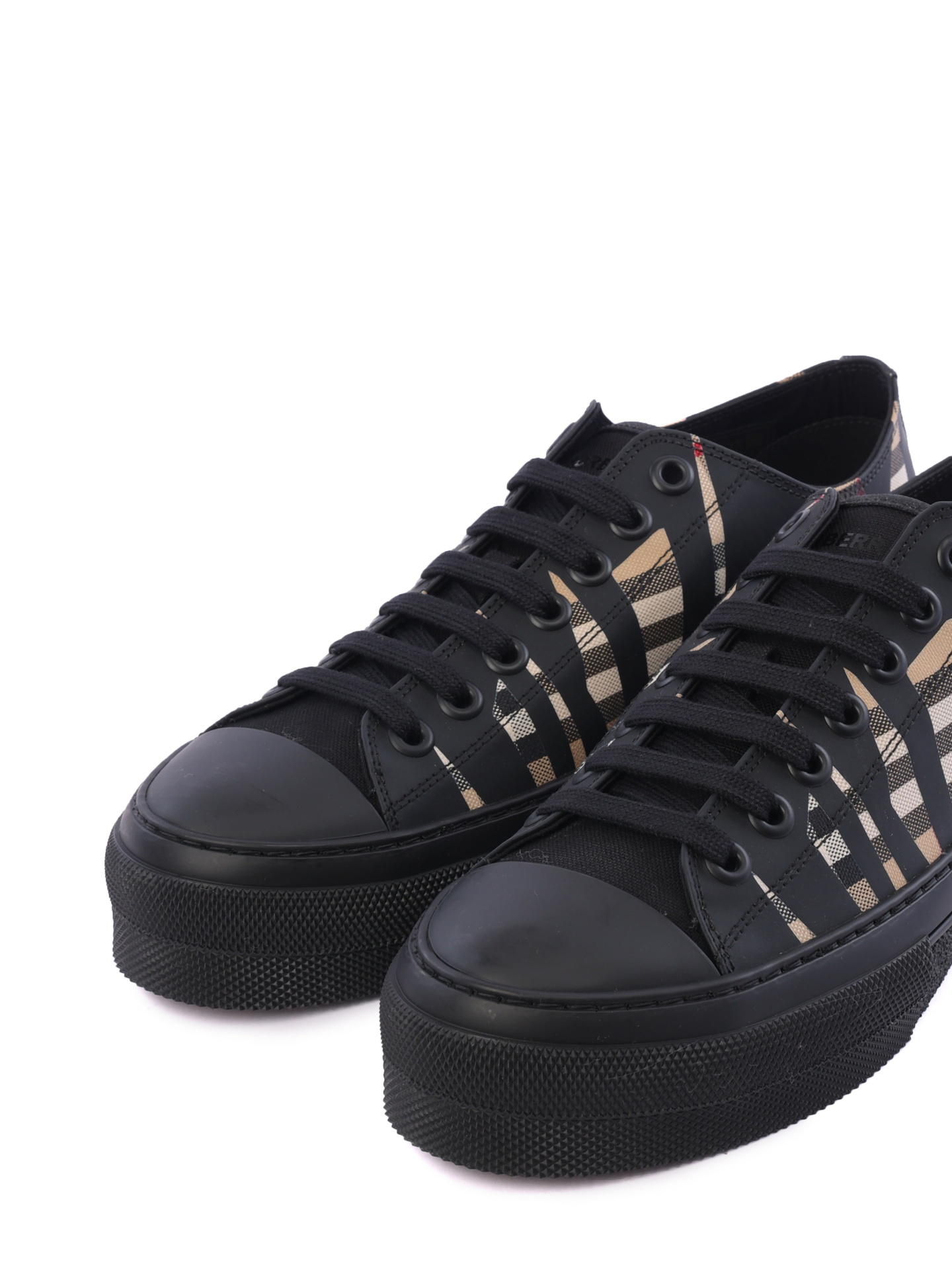 Кеды Burberry 8070831 A7026 комбинированные мужские — купить в интернет-магазине Verdistore