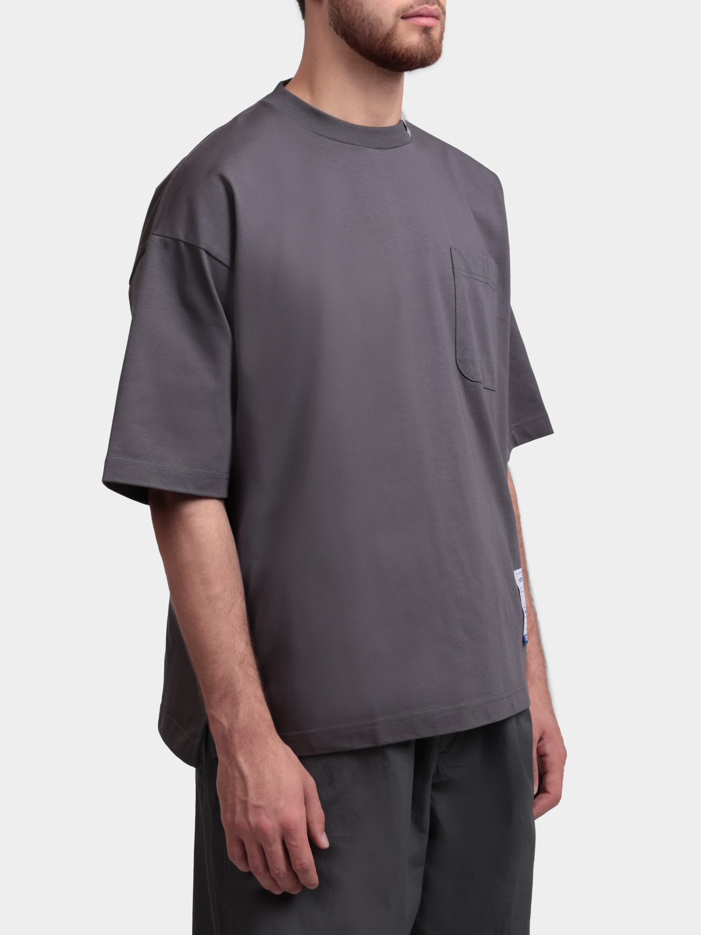 Футболка MAISON MIHARA YASUHIRO I16TS552 DKGRAY темно-серая мужская свободного кроя — купить в интернет-магазине Verdistore