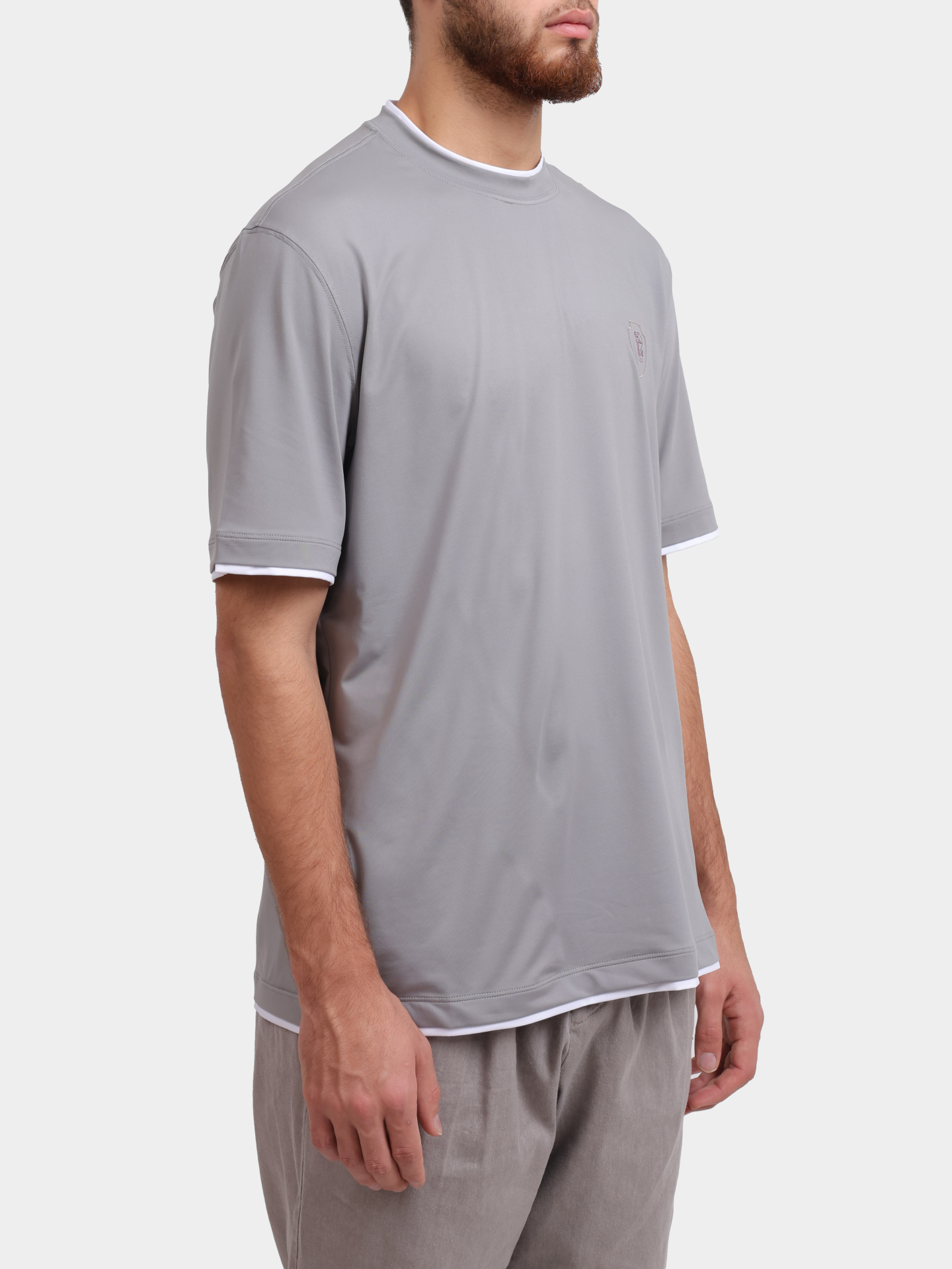 Футболка Brunello Cucinelli MW8577427T CMM17 серая мужская — купить в интернет-магазине Verdistore