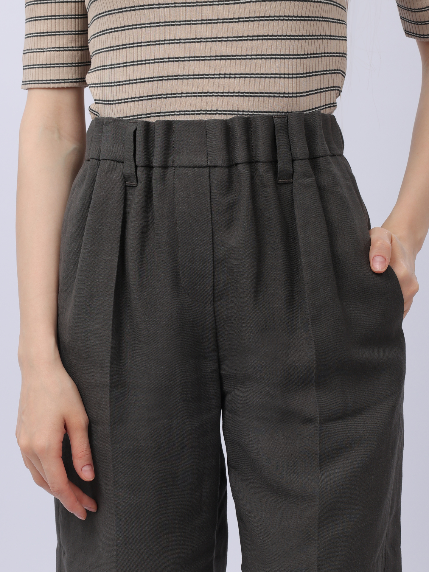 Шорты Brunello Cucinelli MH126B1365 C3096 серые женские — купить в интернет-магазине Verdistore