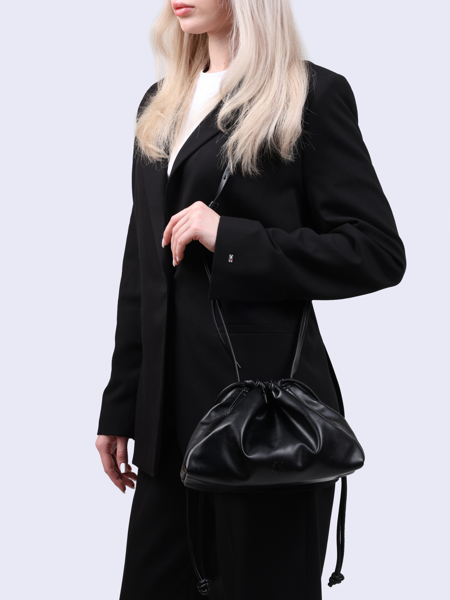 Сумка Calvin Klein Jeans K60K612650 BEH черная женская — купить в интернет-магазине Verdistore