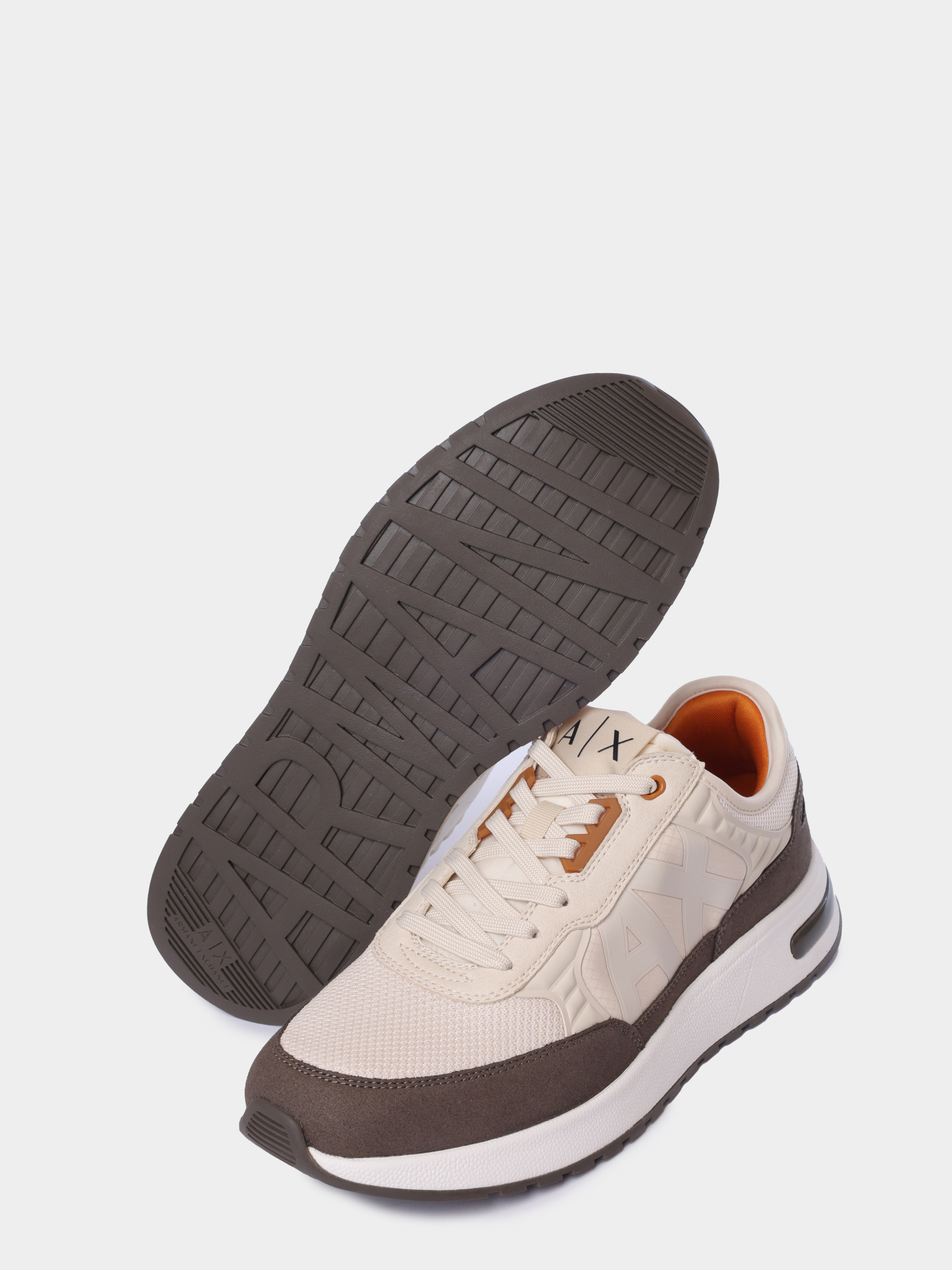 Кроссовки Armani Exchange XUX090 XV276 M1315 комбинированные мужские — купить в интернет-магазине Verdistore