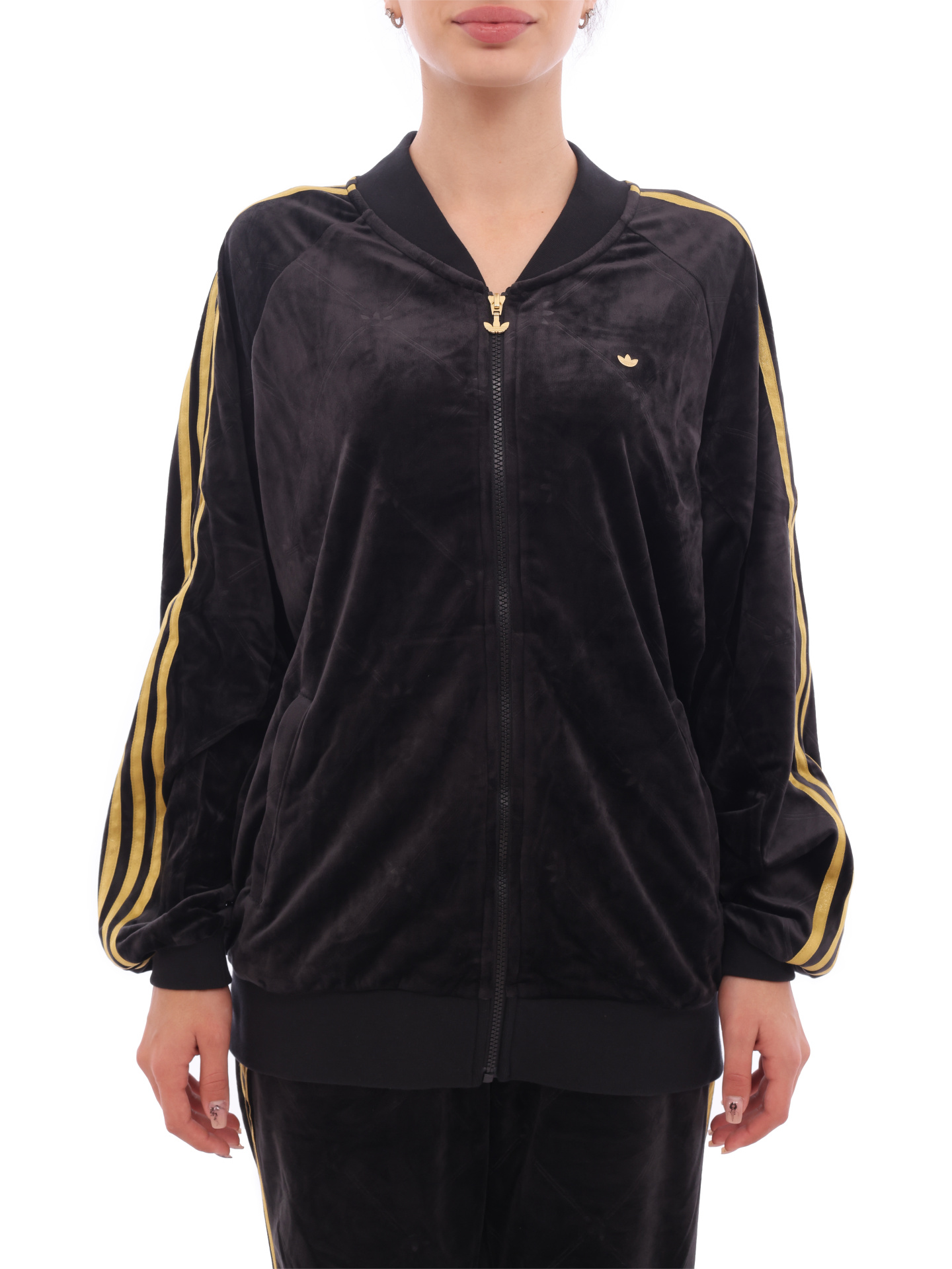 Мастерка Adidas H18020 черная женская из мягкого бархата — купить в интернет-магазине Verdistore