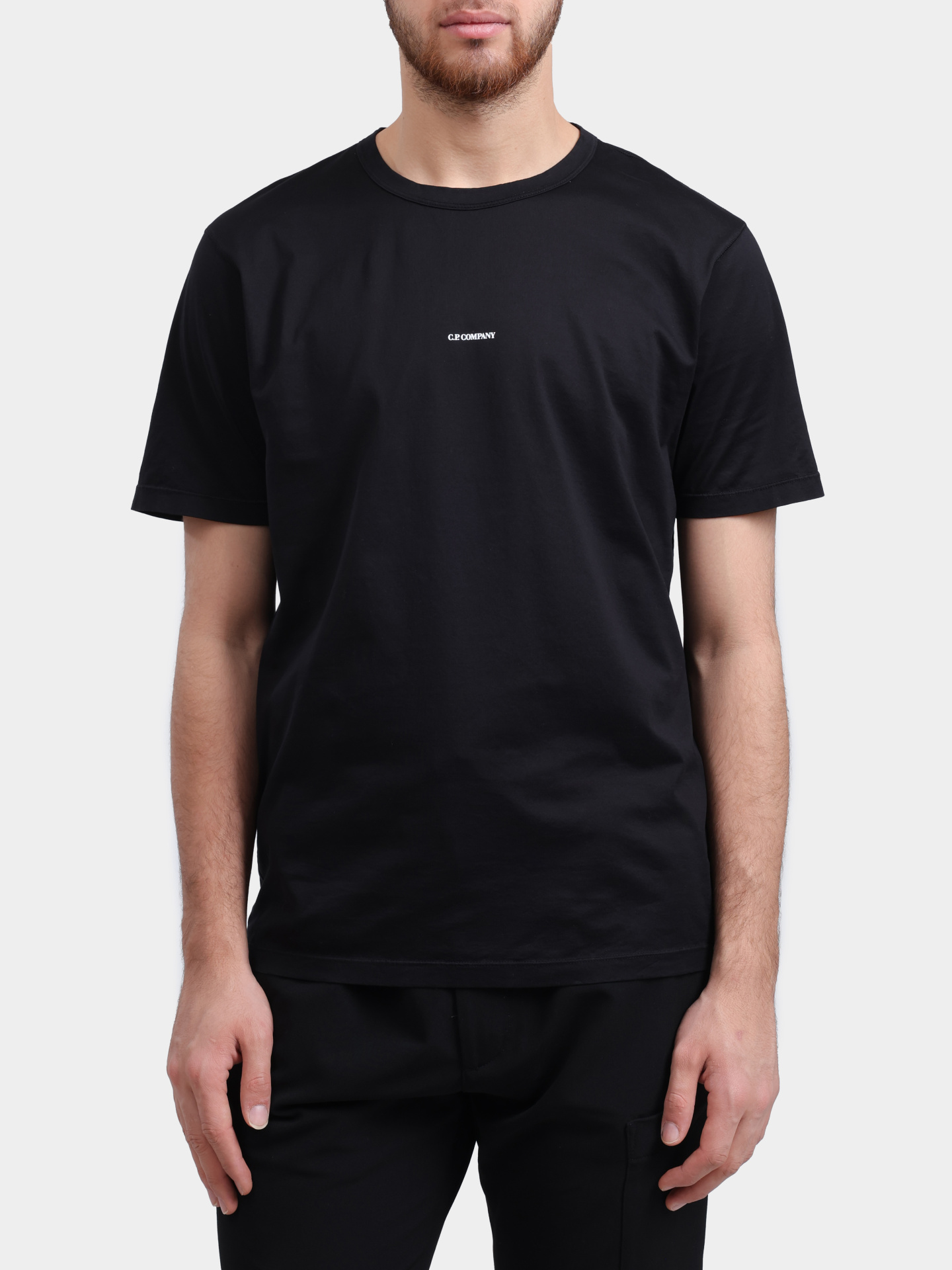 Футболка C.P. Company 19CMTS161A-006374G черная мужская с логотипом — купить в интернет-магазине Verdistore