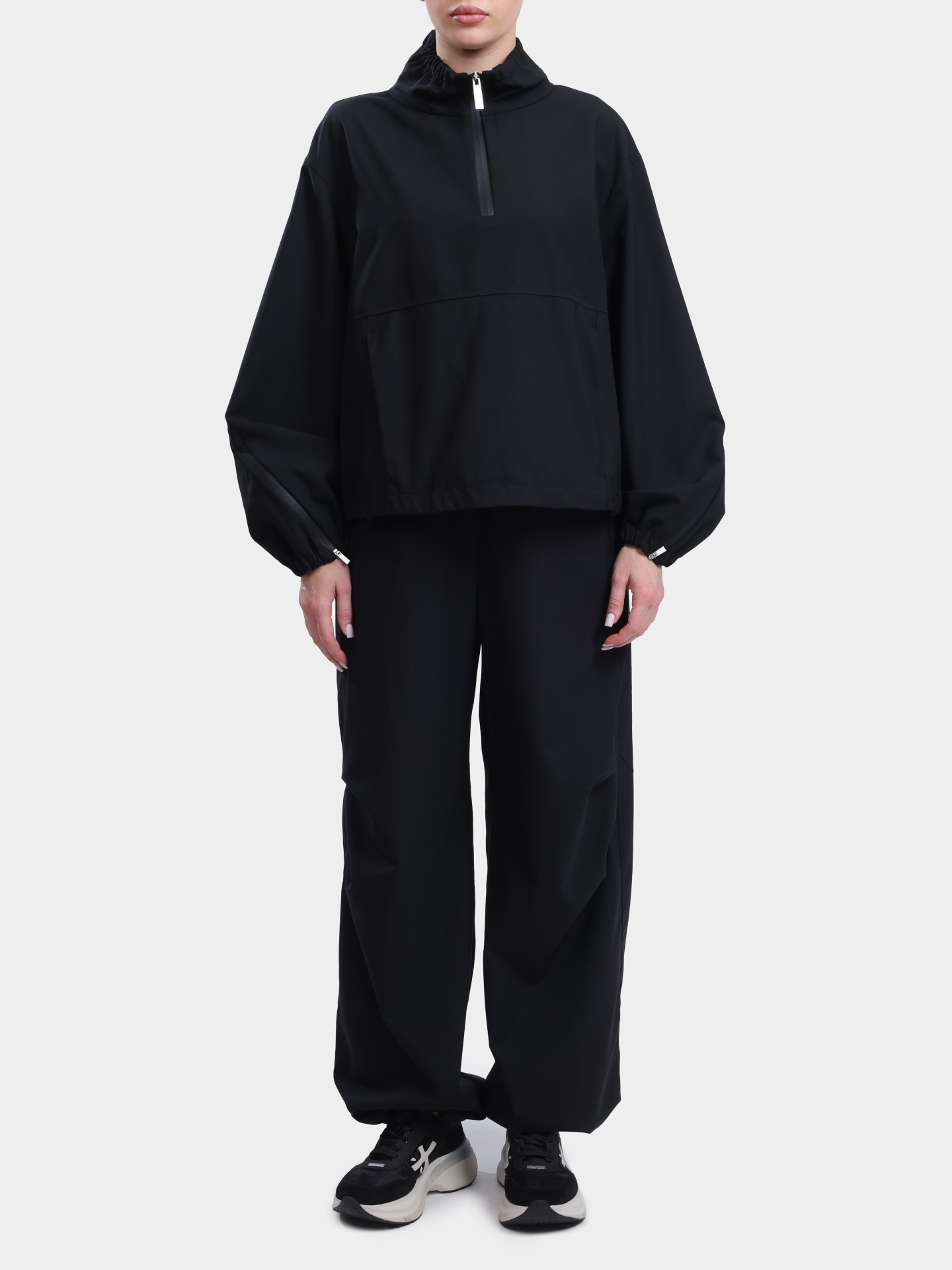 Брюки Herno Laminar PT00059DL 12847 9300 черные женские — купить в интернет-магазине Verdistore