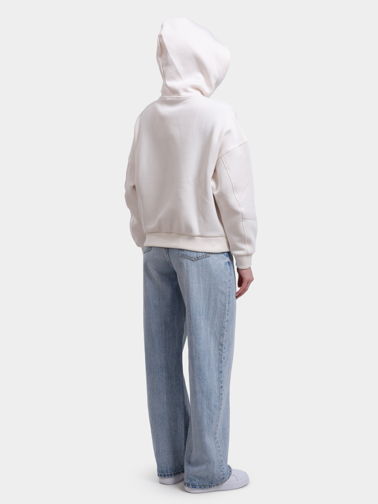 Худи Armani Exchange XW000745 AF16134 U1003 белое женское — купить в интернет-магазине Verdistore