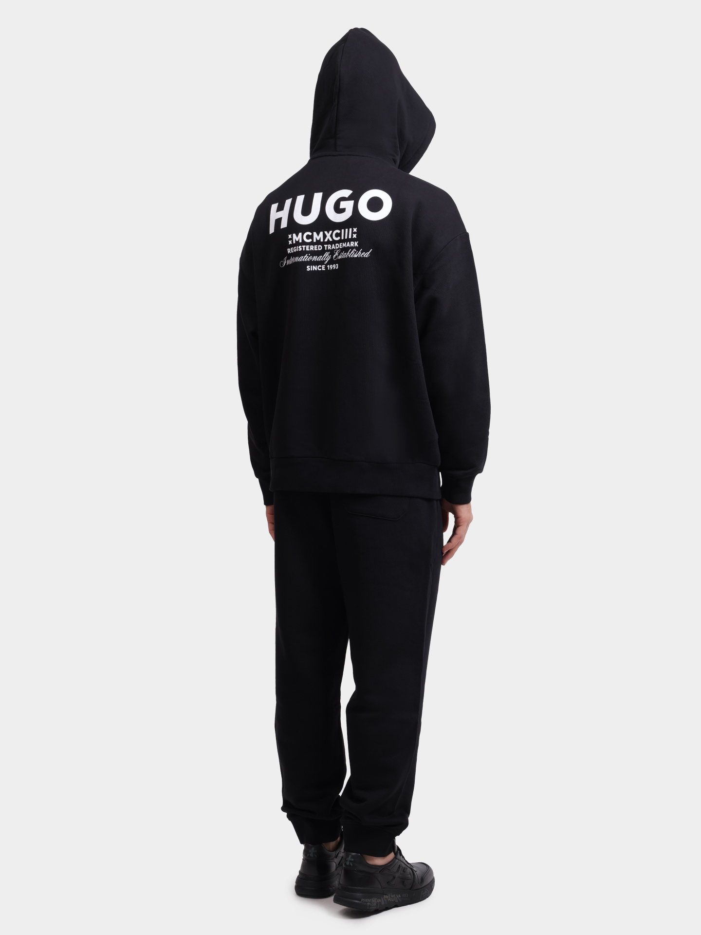 Мастерка Nardimez с крупным логотипом на спине — купить в интернет-магазине Verdistore