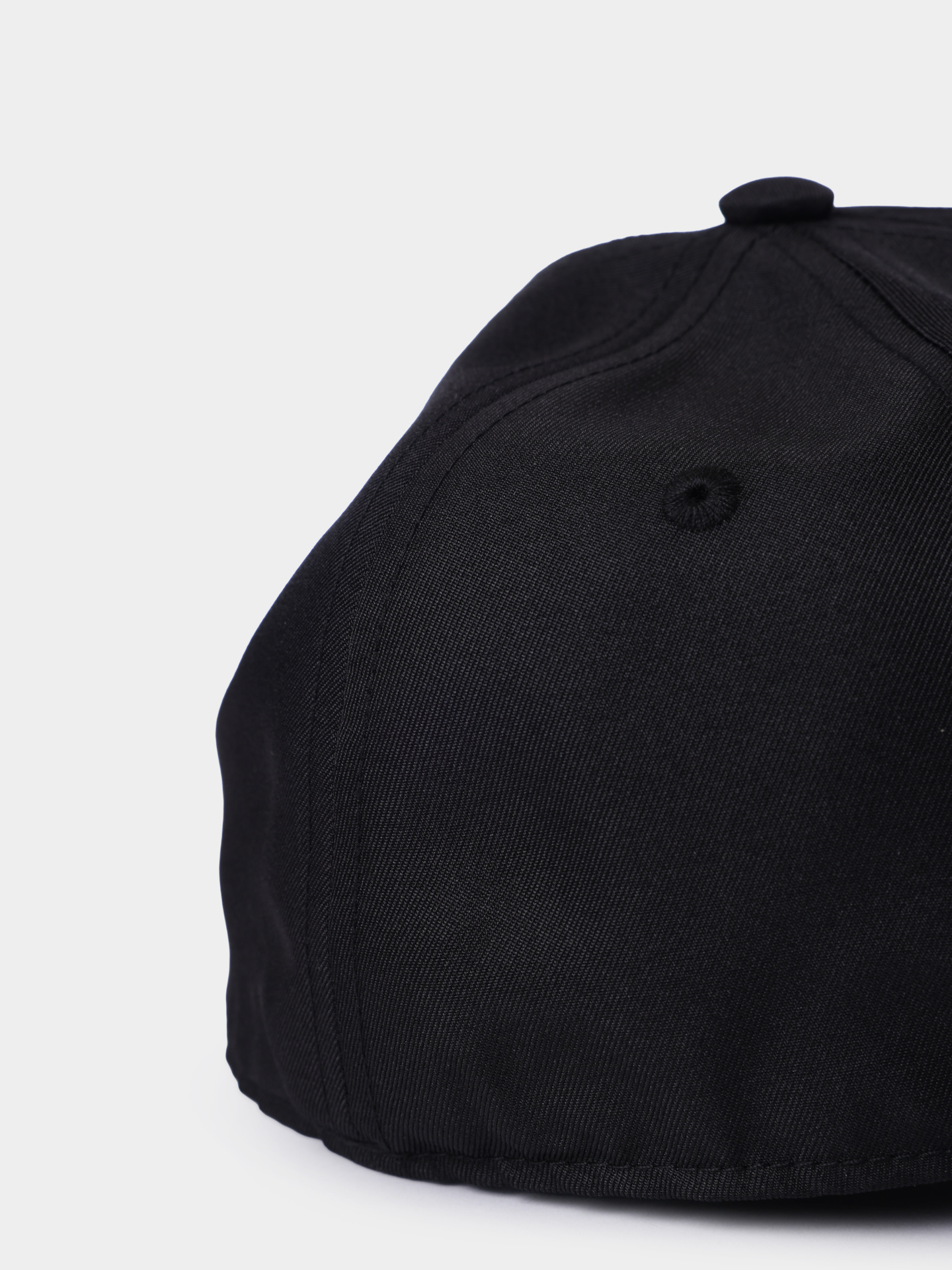 Бейсболка C.P. Company 19CLAC044A-005952A 999 черная мужская — купить в интернет-магазине Verdistore
