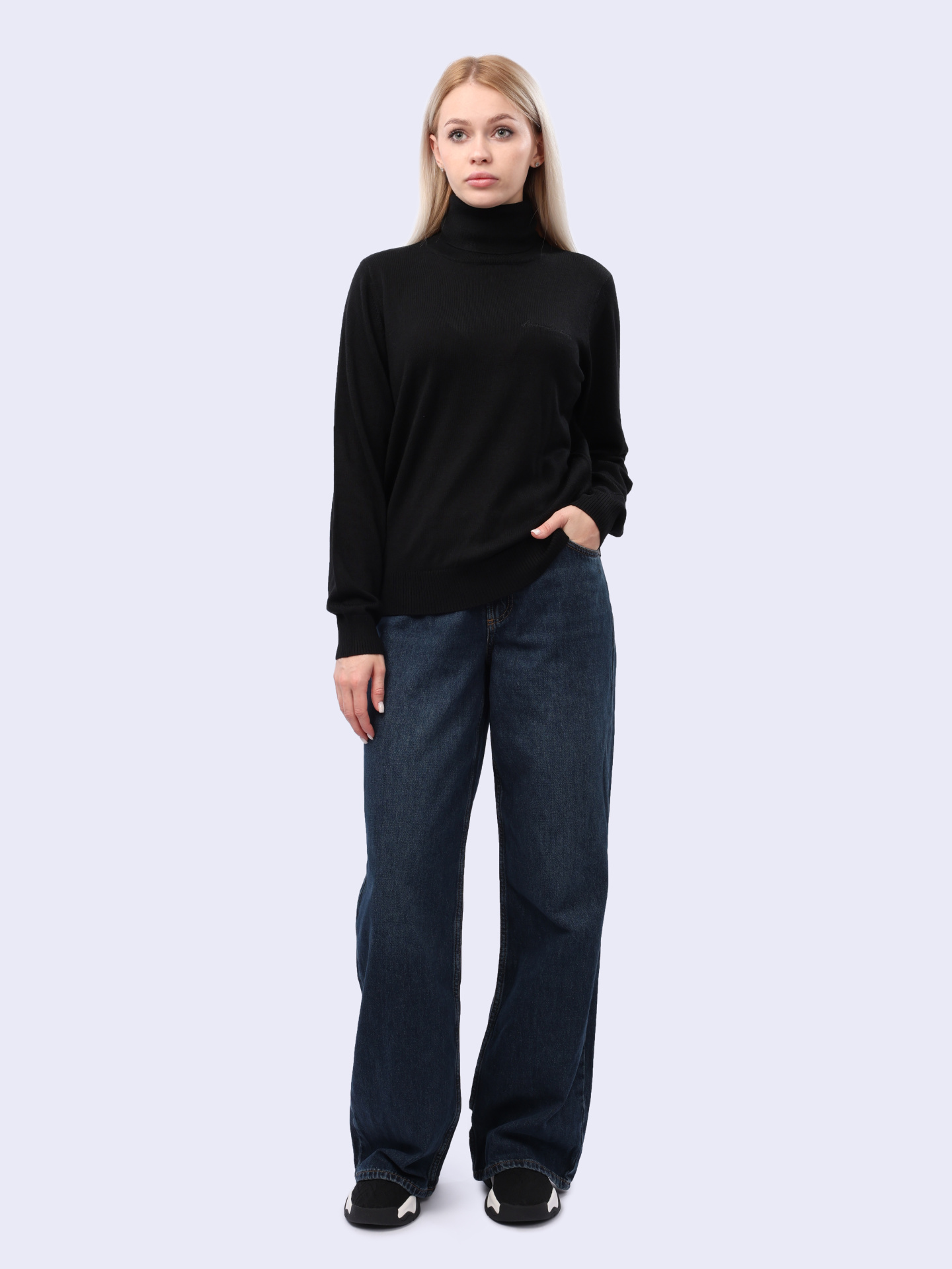 Свитер Armani Exchange 6DYM1K YME3Z 1200 черный женский с высоким горлом — купить в интернет-магазине Verdistore